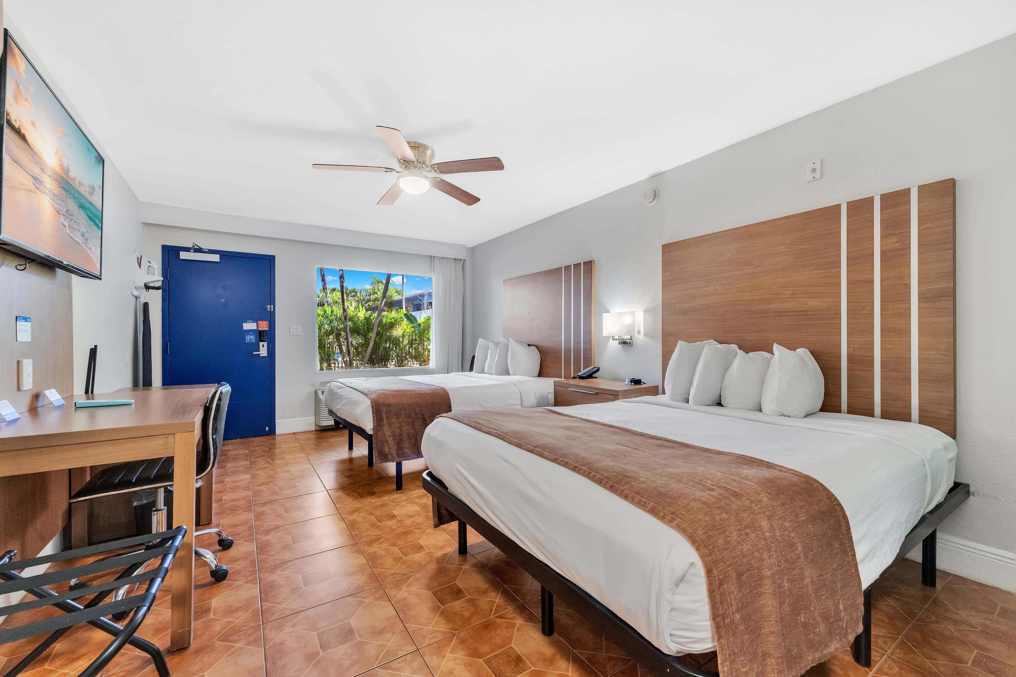 Rodeway Inn & Suites Fort Lauderdale Airport & Cruise Port — 25