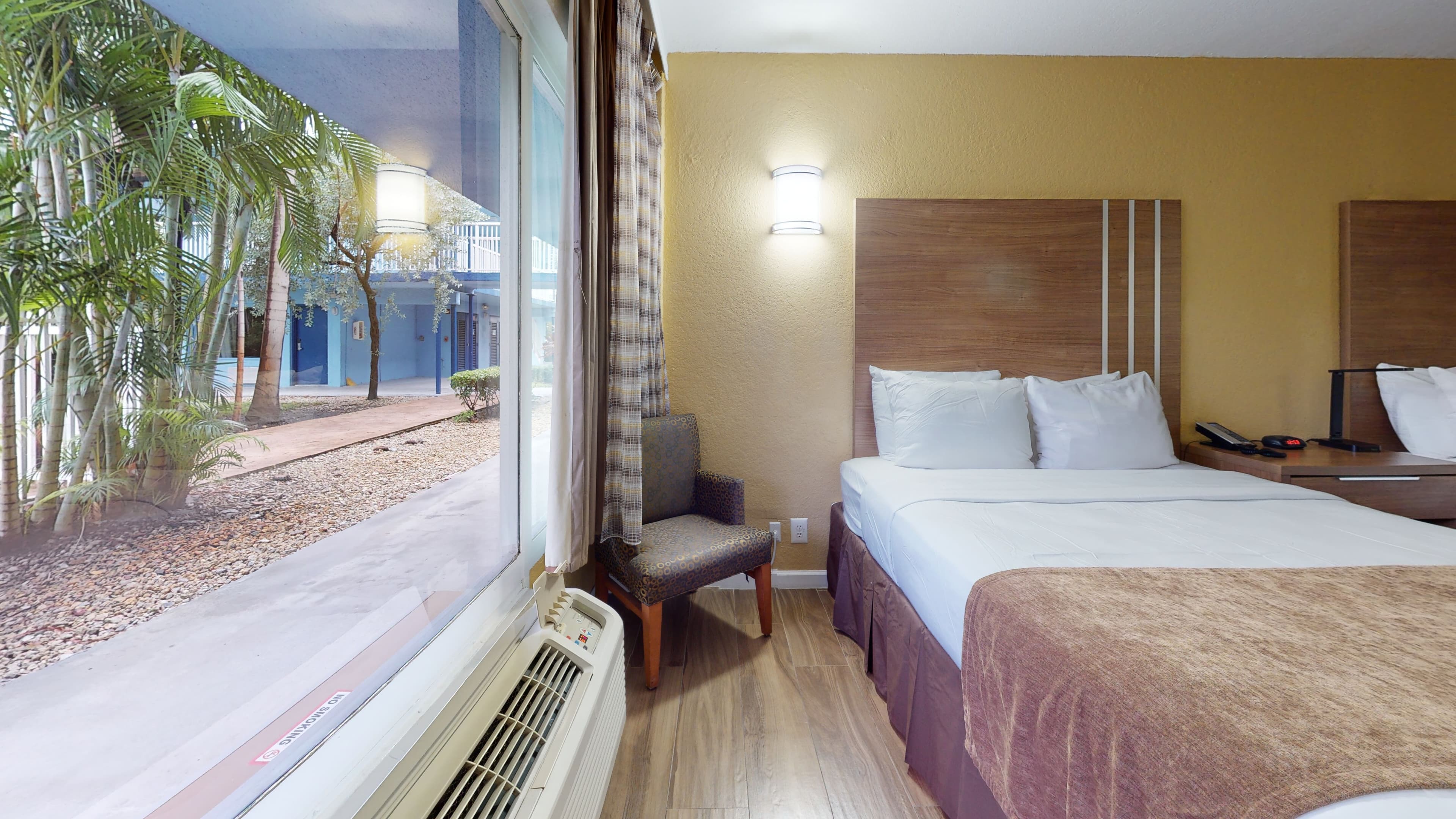 Rodeway Inn & Suites Fort Lauderdale Airport & Cruise Port — 30