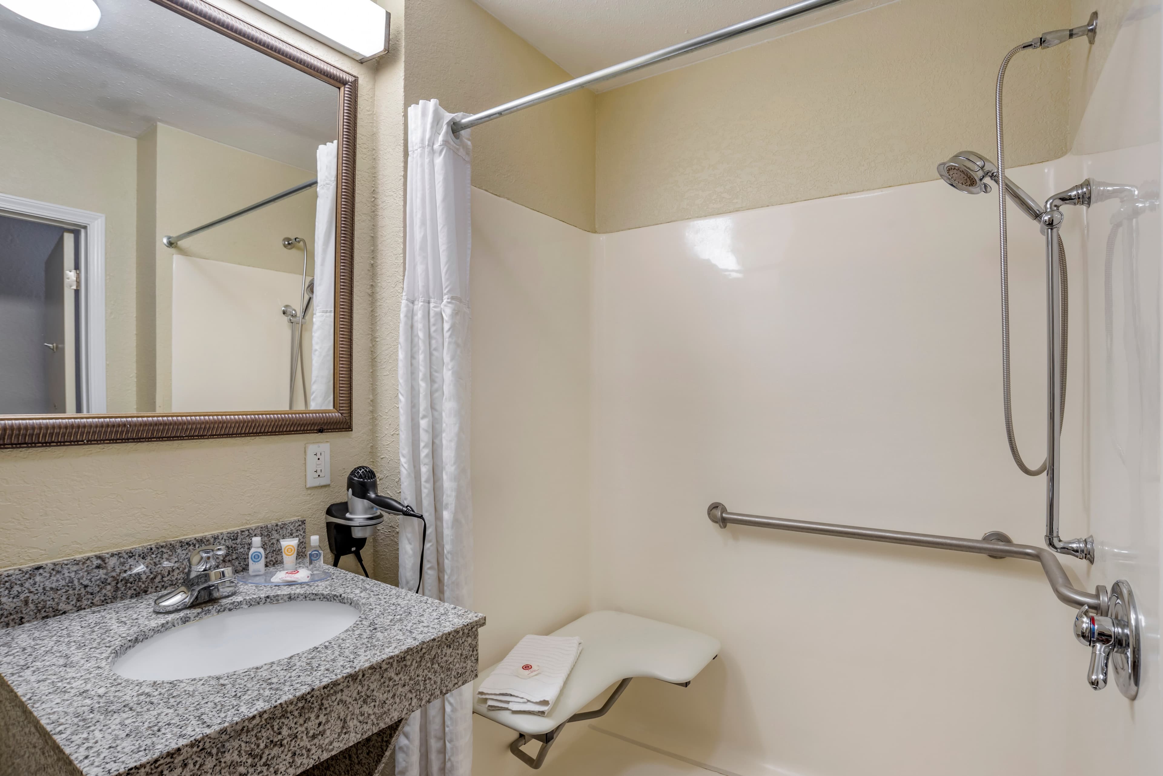 Comfort Inn & Suites Marianna I-10 - Image 2