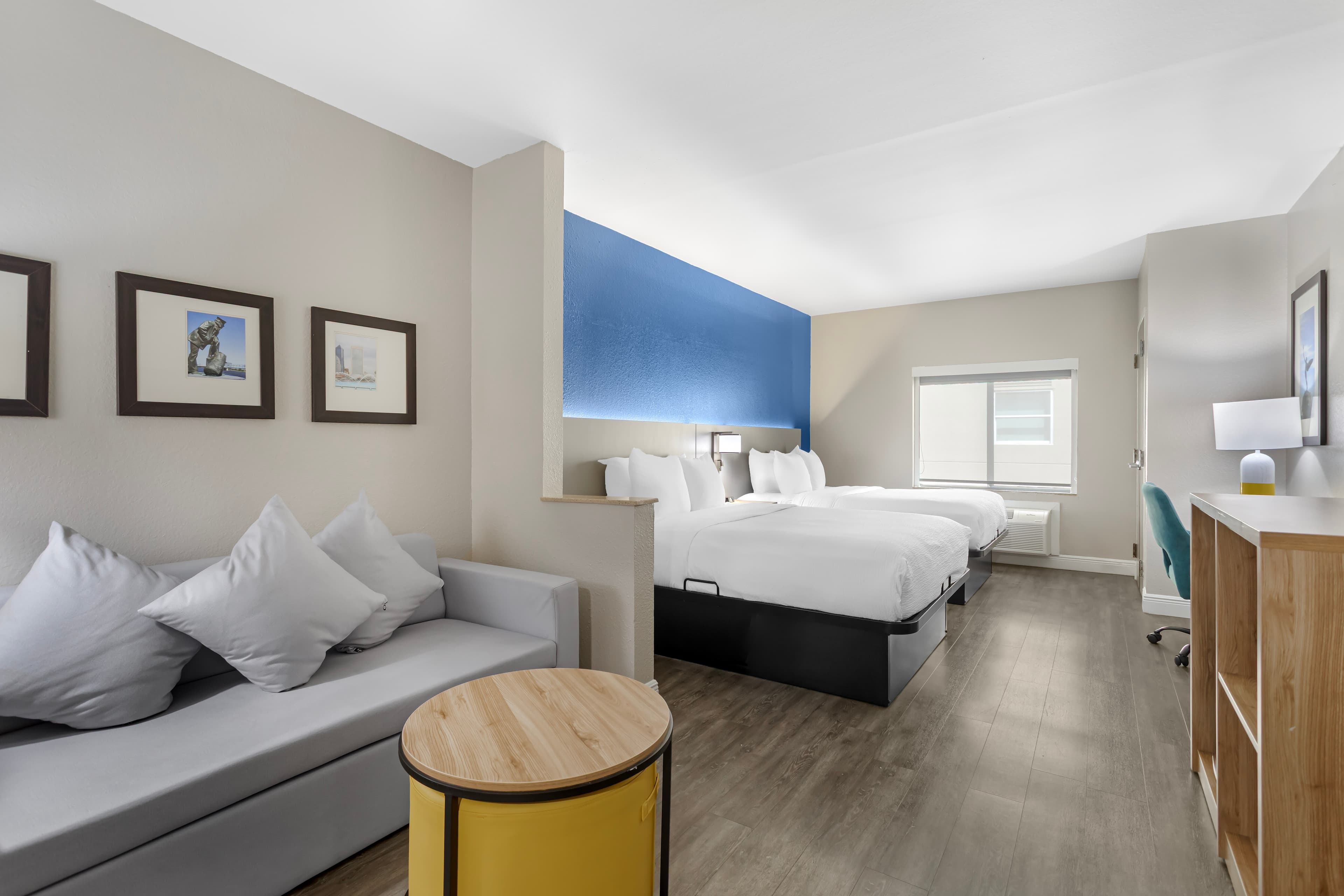 Comfort Suites West Jacksonville — 14