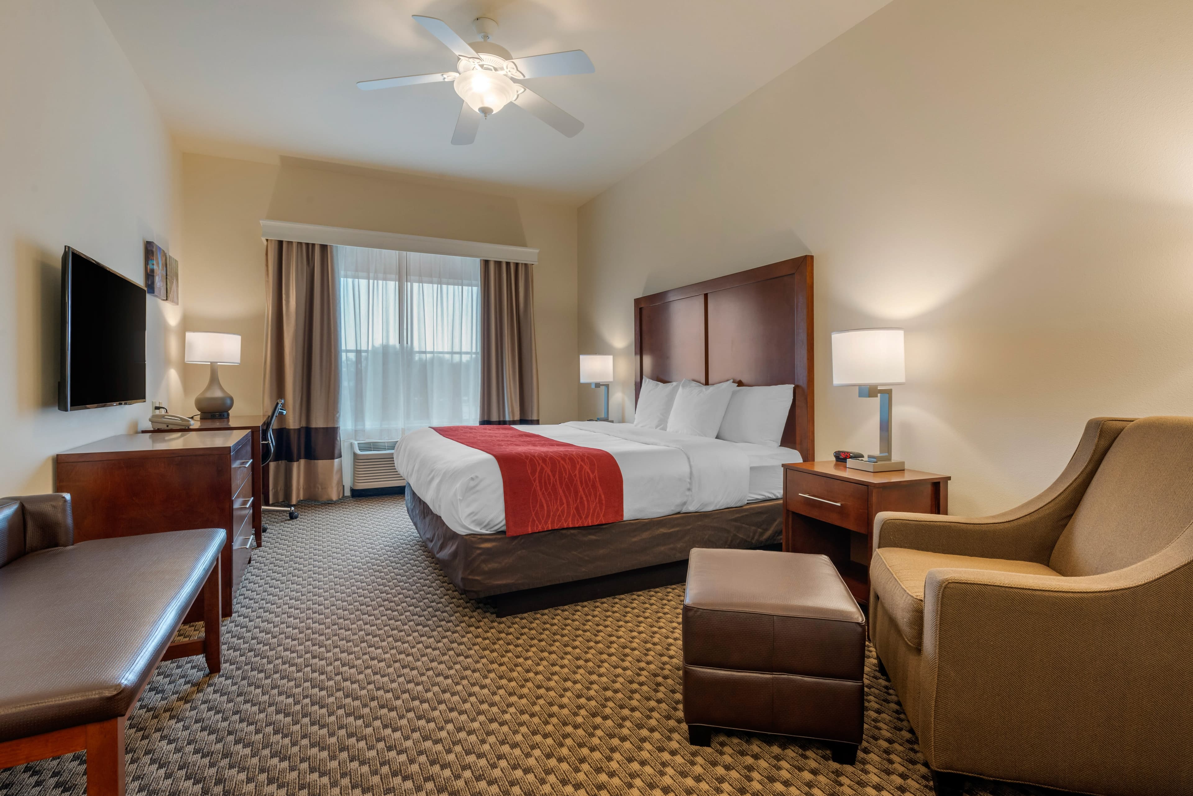 Comfort Inn & Suites Fort Myers Airport — 15