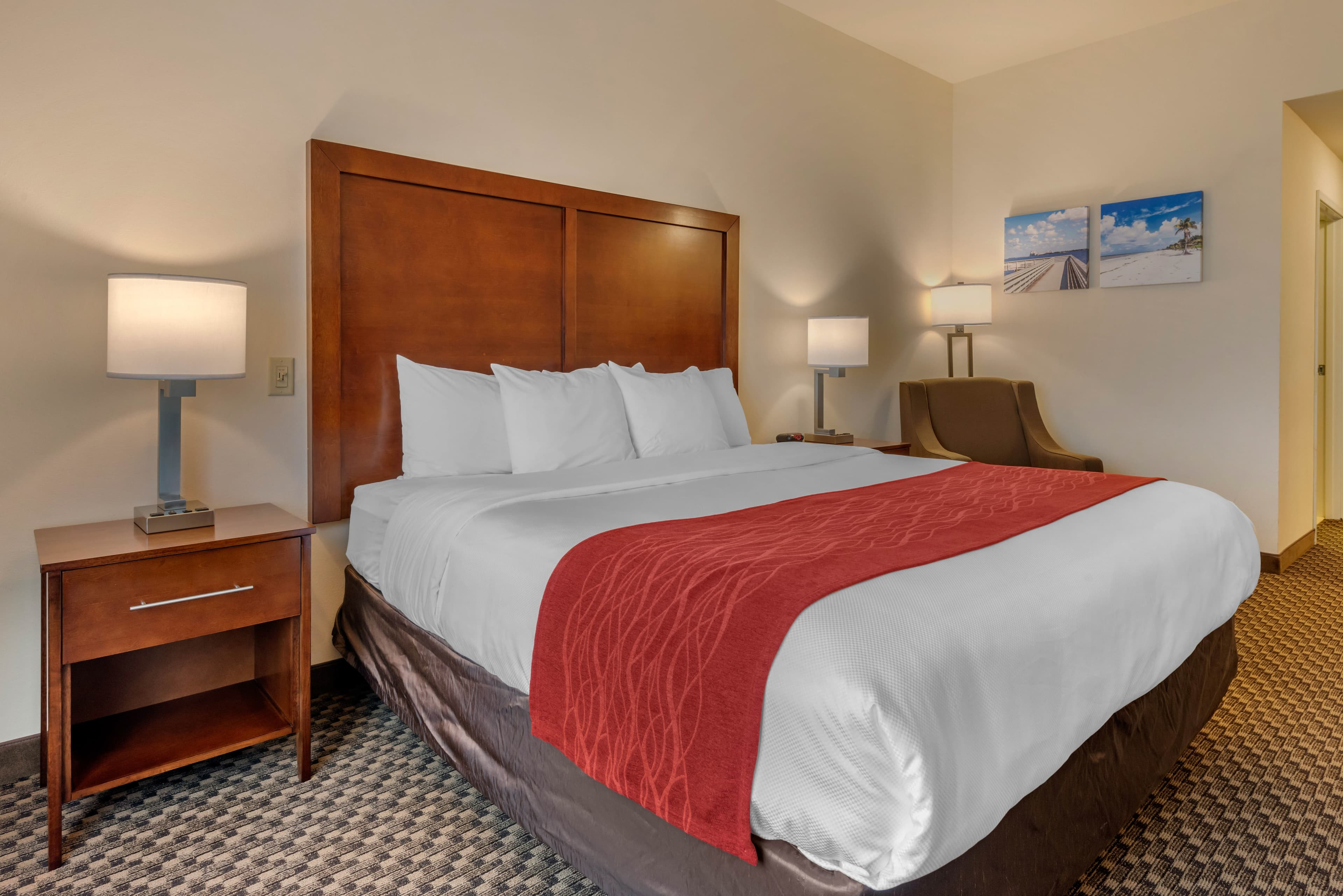 Comfort Inn & Suites Fort Myers Airport — 18