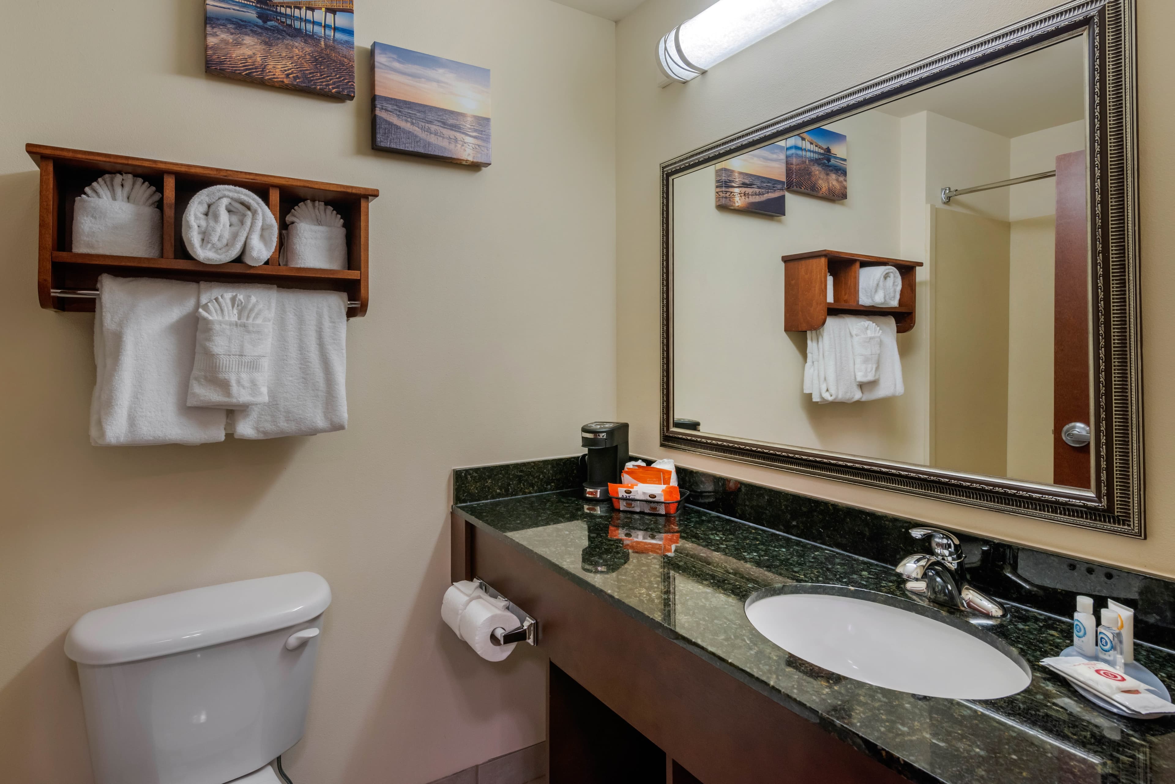 Comfort Inn & Suites Fort Myers Airport — 34