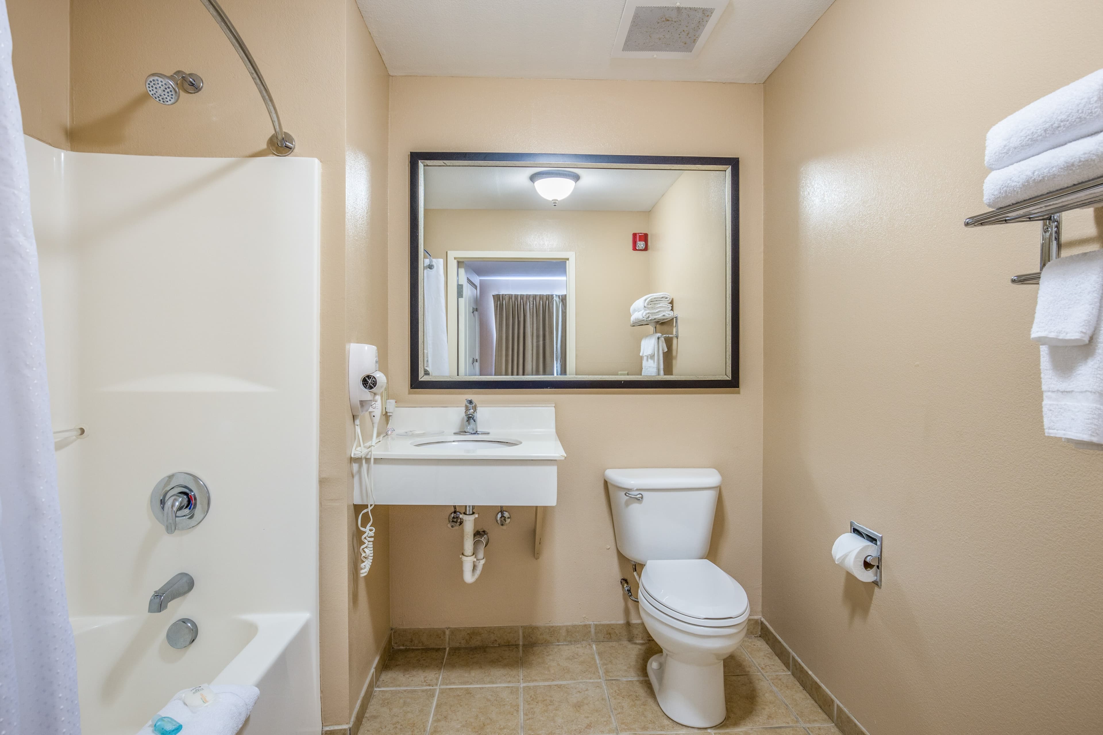 MainStay Suites Port Saint Joe South - Image 2