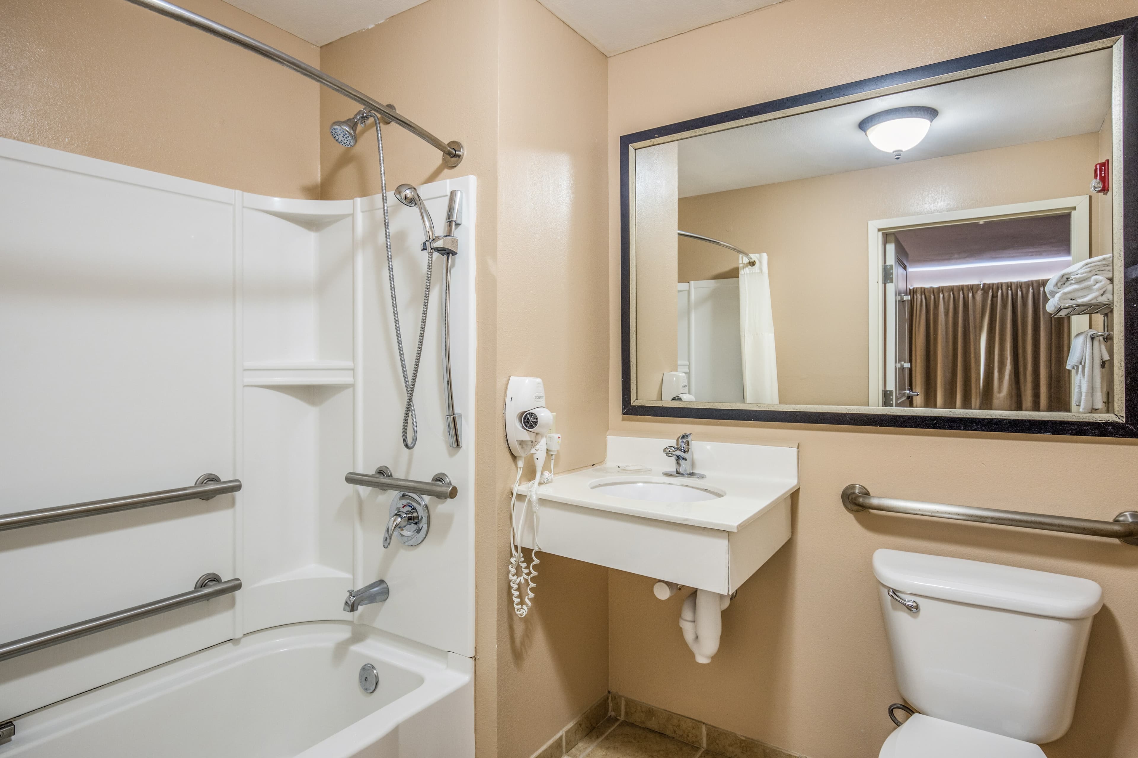 MainStay Suites Port Saint Joe South - Image 5