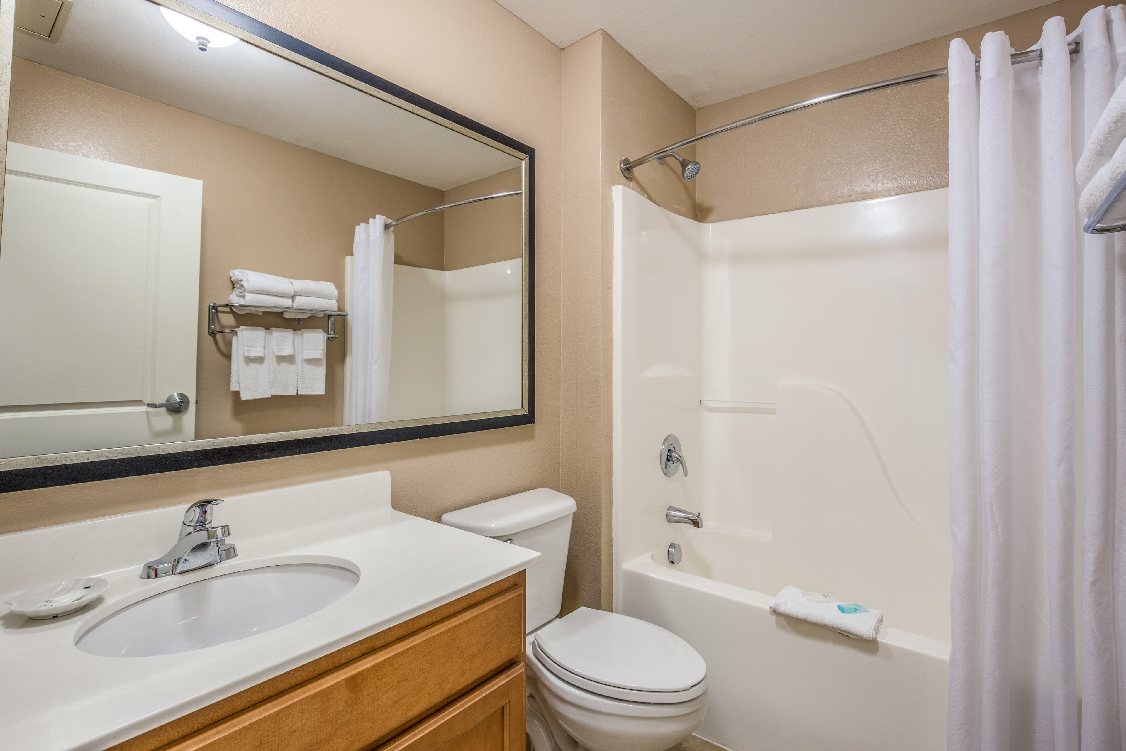 MainStay Suites Port Saint Joe South — 12