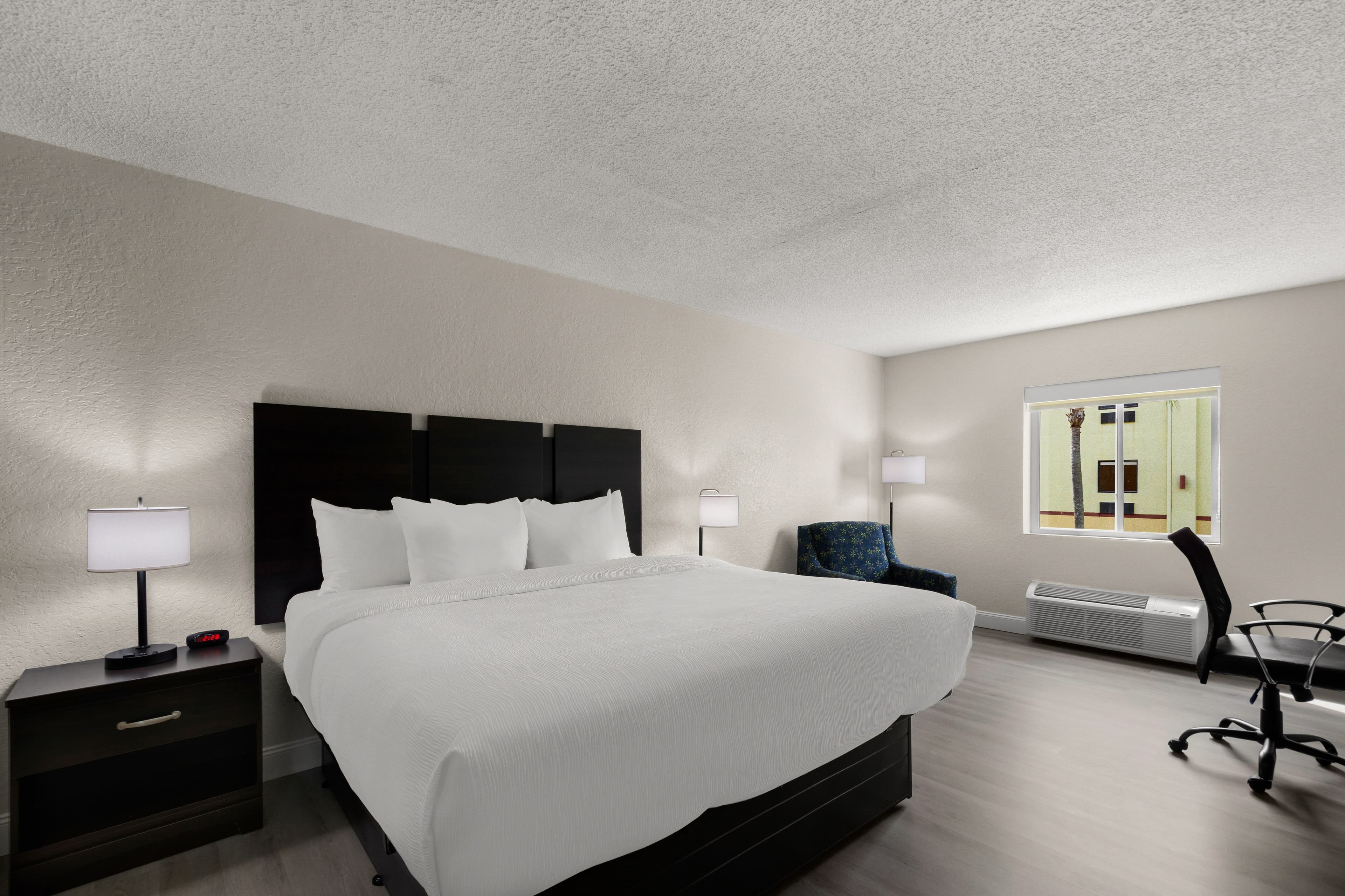 Quality Inn Sarasota I-75 — 13