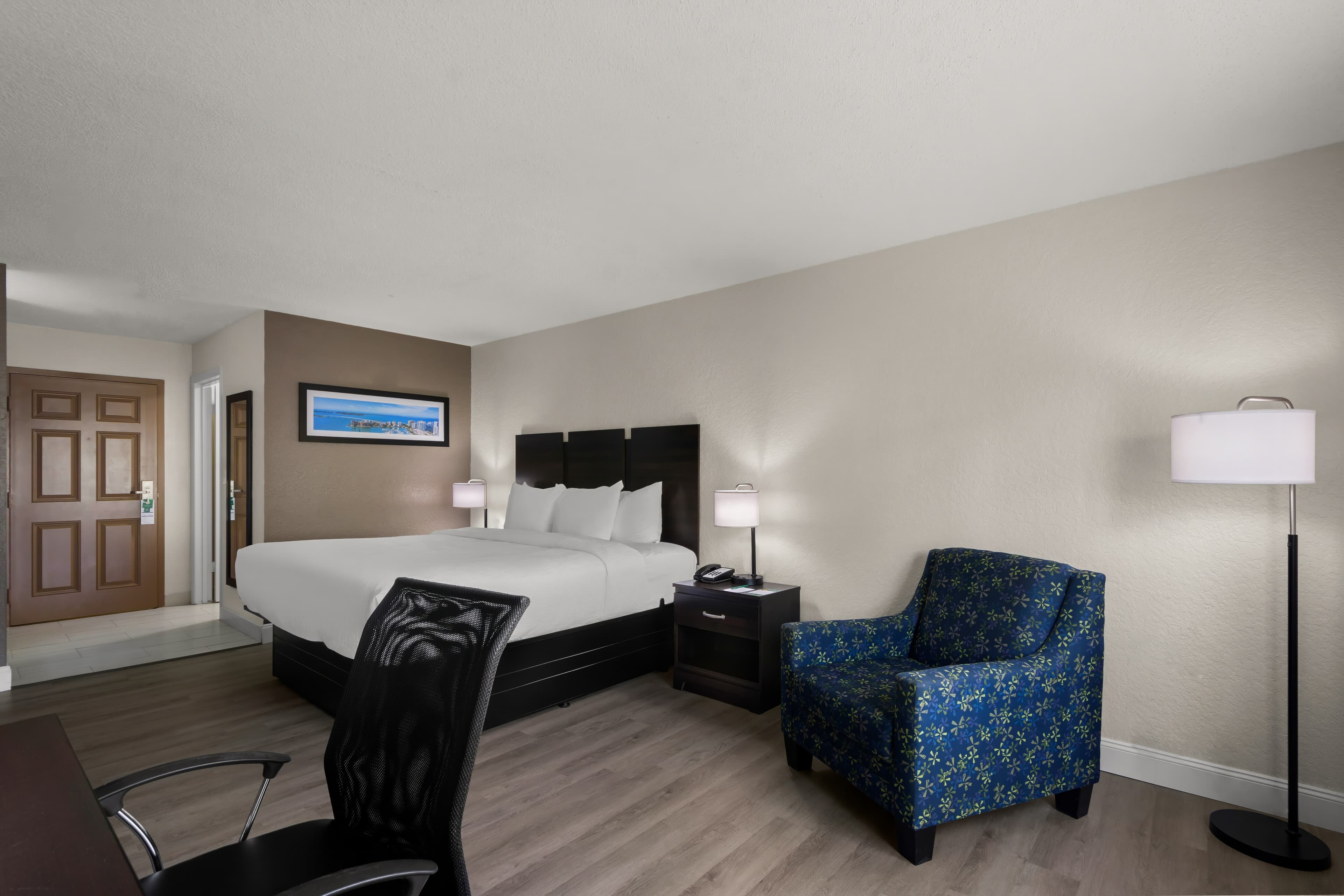 Quality Inn Sarasota I-75 — 14