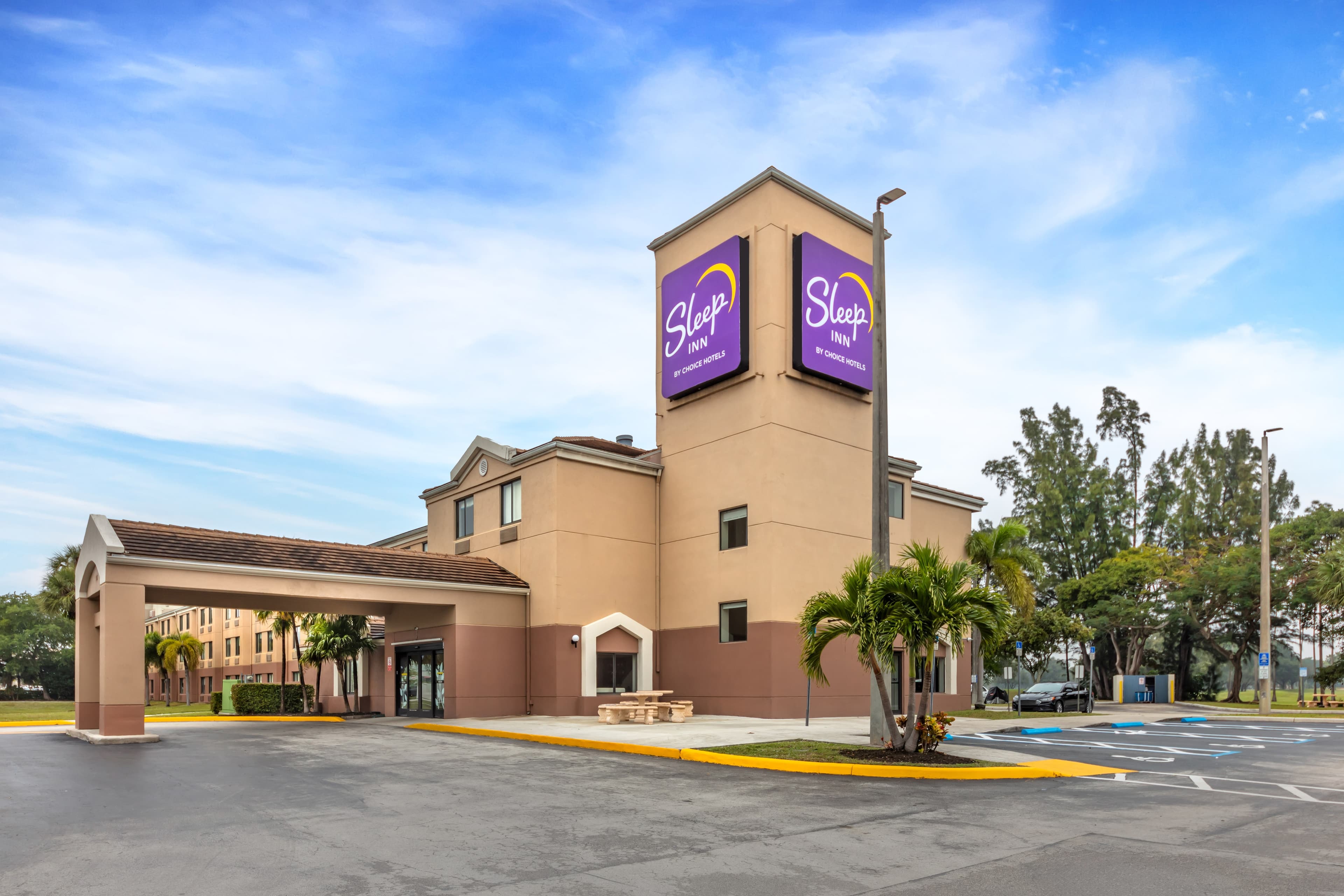 Sleep Inn Miami Airport - Image 1
