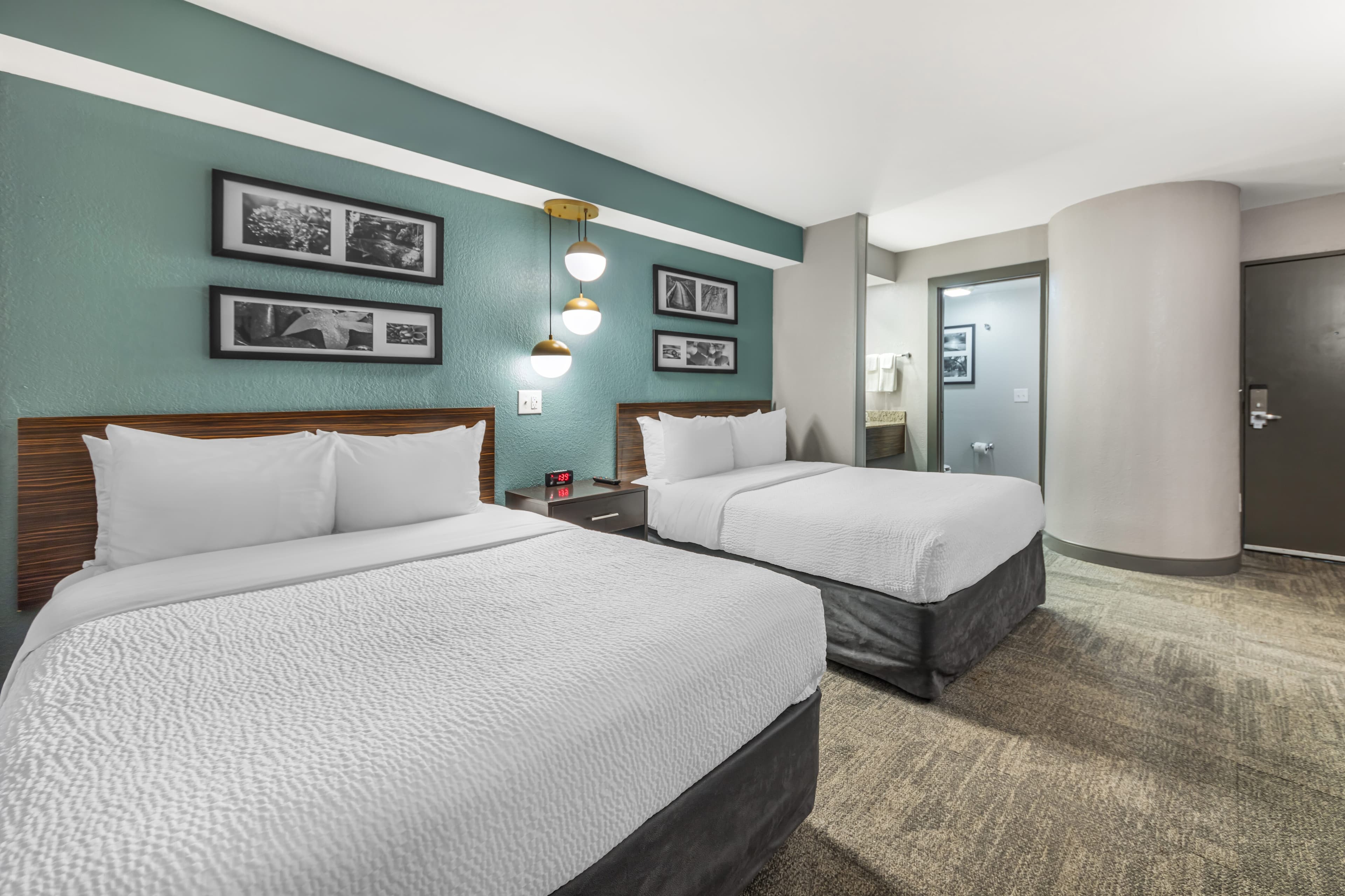 Sleep Inn Miami Airport - Image 4