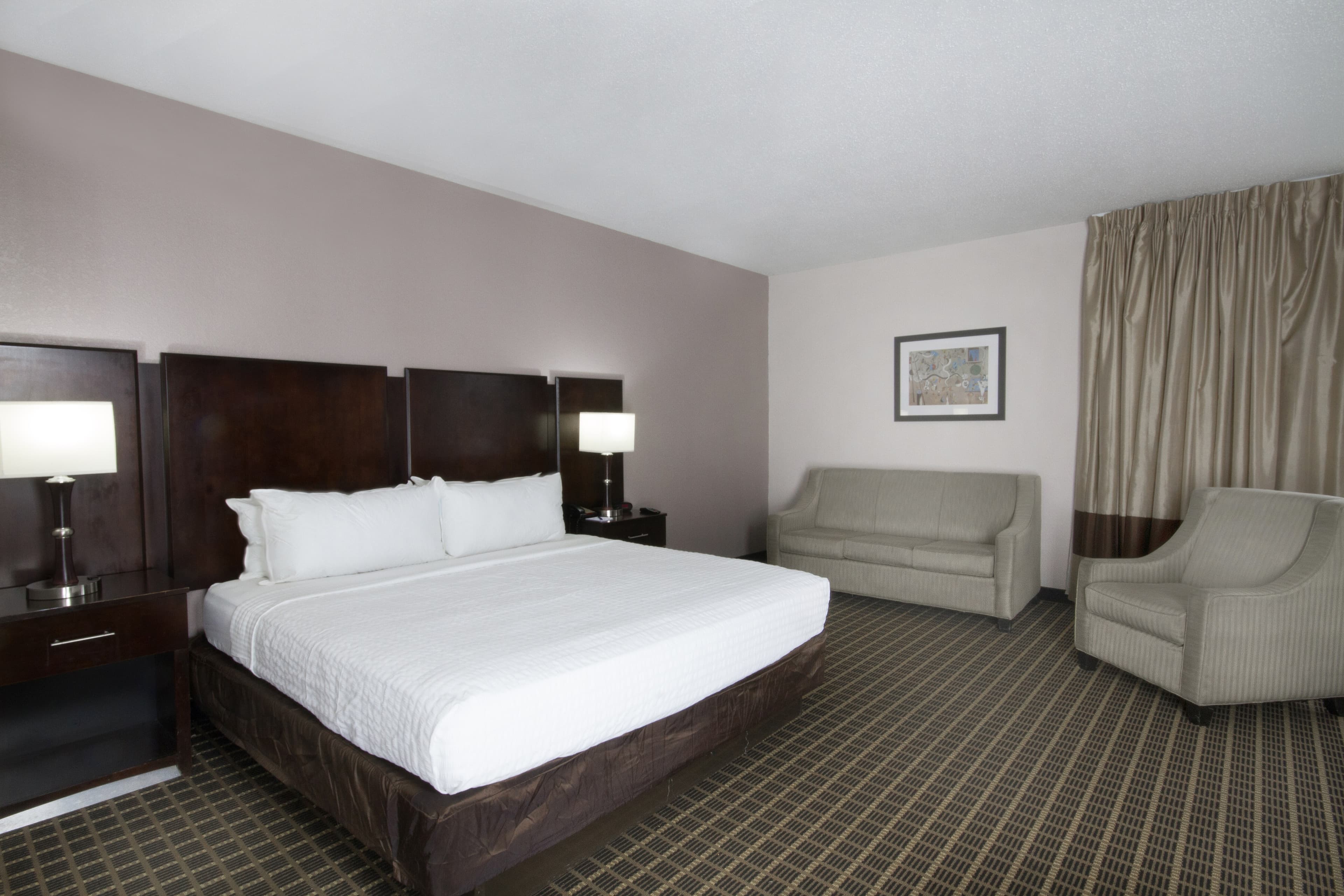 Clarion Inn & Suites Miami International Airport — 6