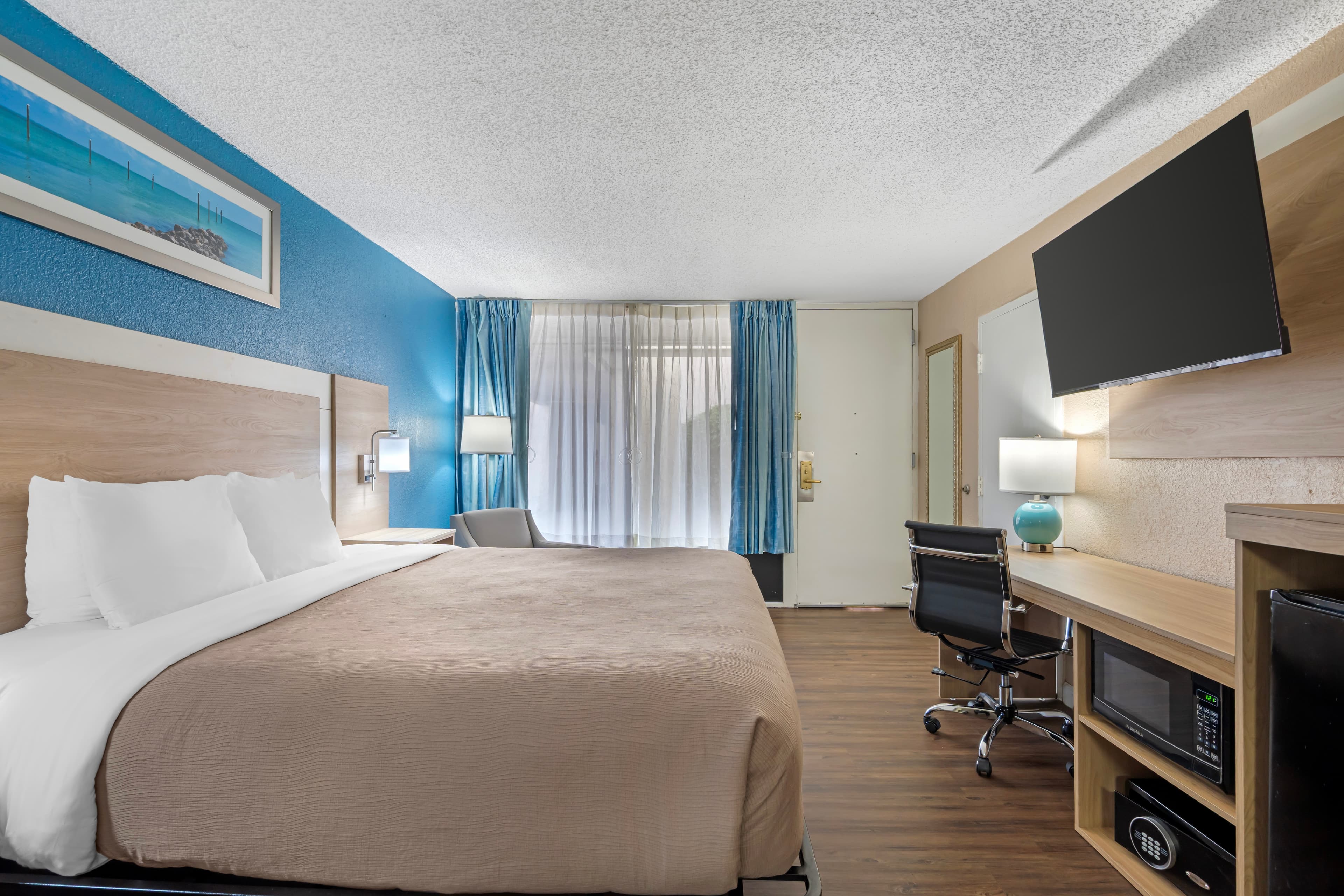 Quality Inn & Suites Conference Center - Image 4