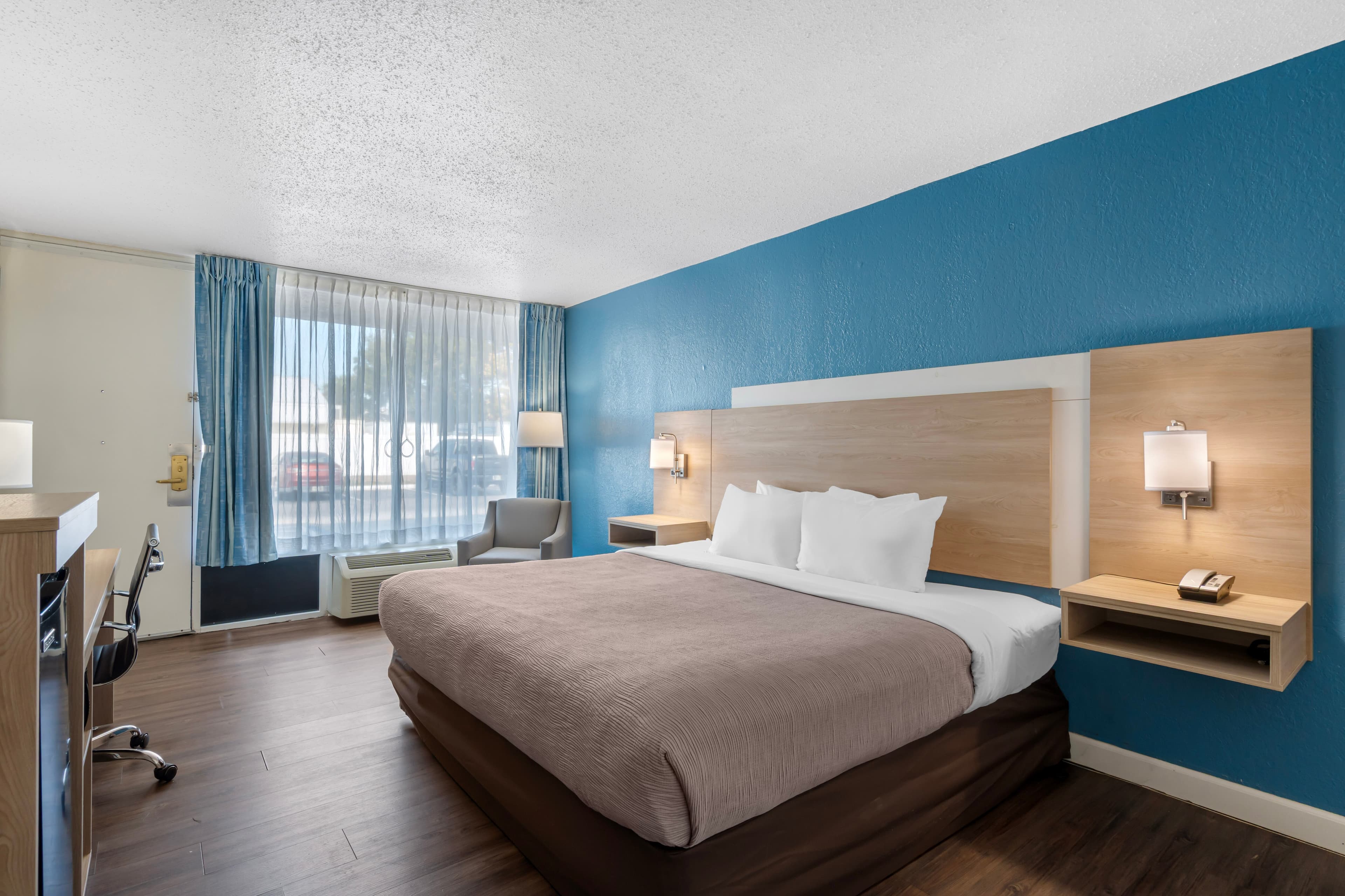 Quality Inn & Suites Conference Center — 16