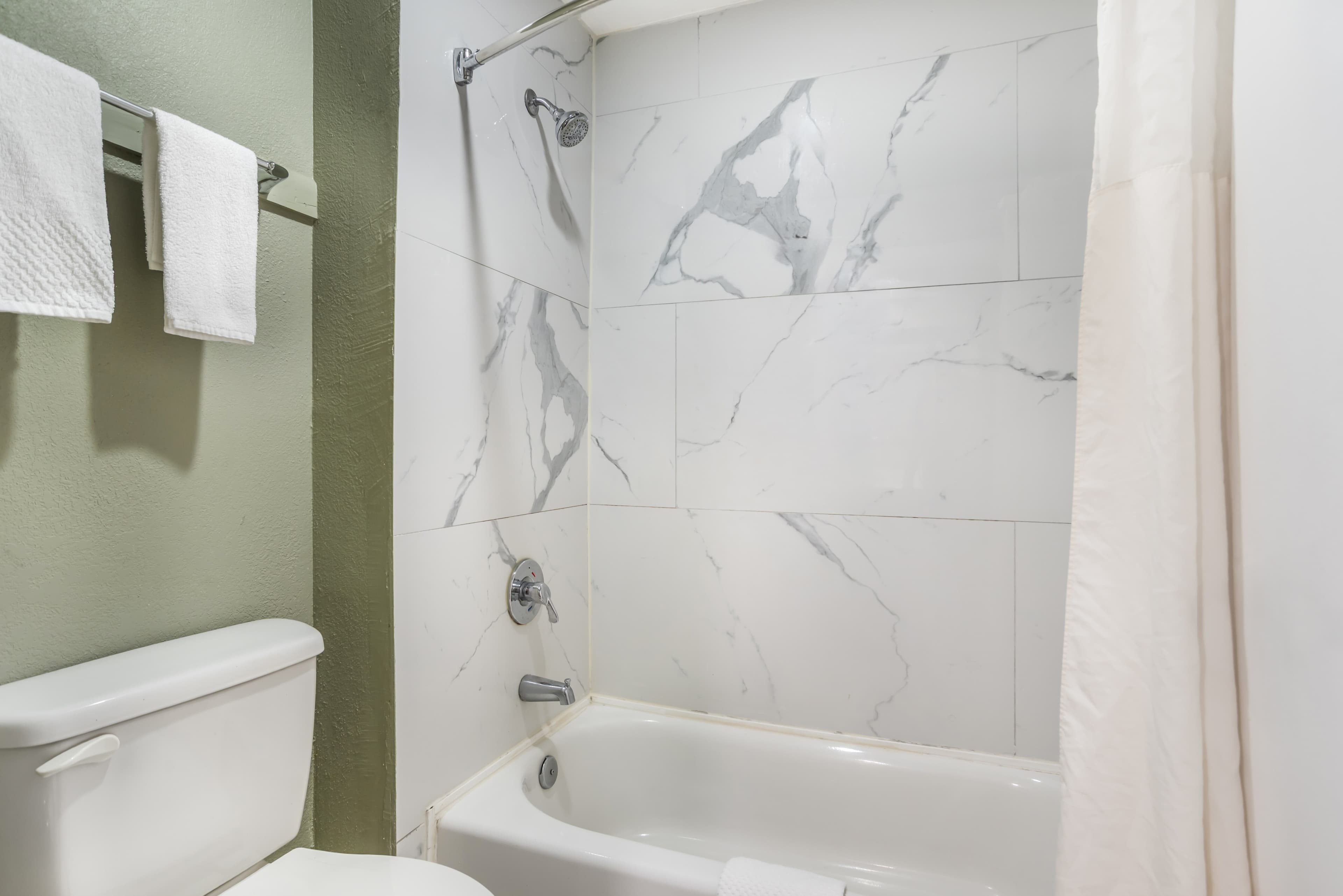 Quality Inn & Suites near Panama City Beach — 9