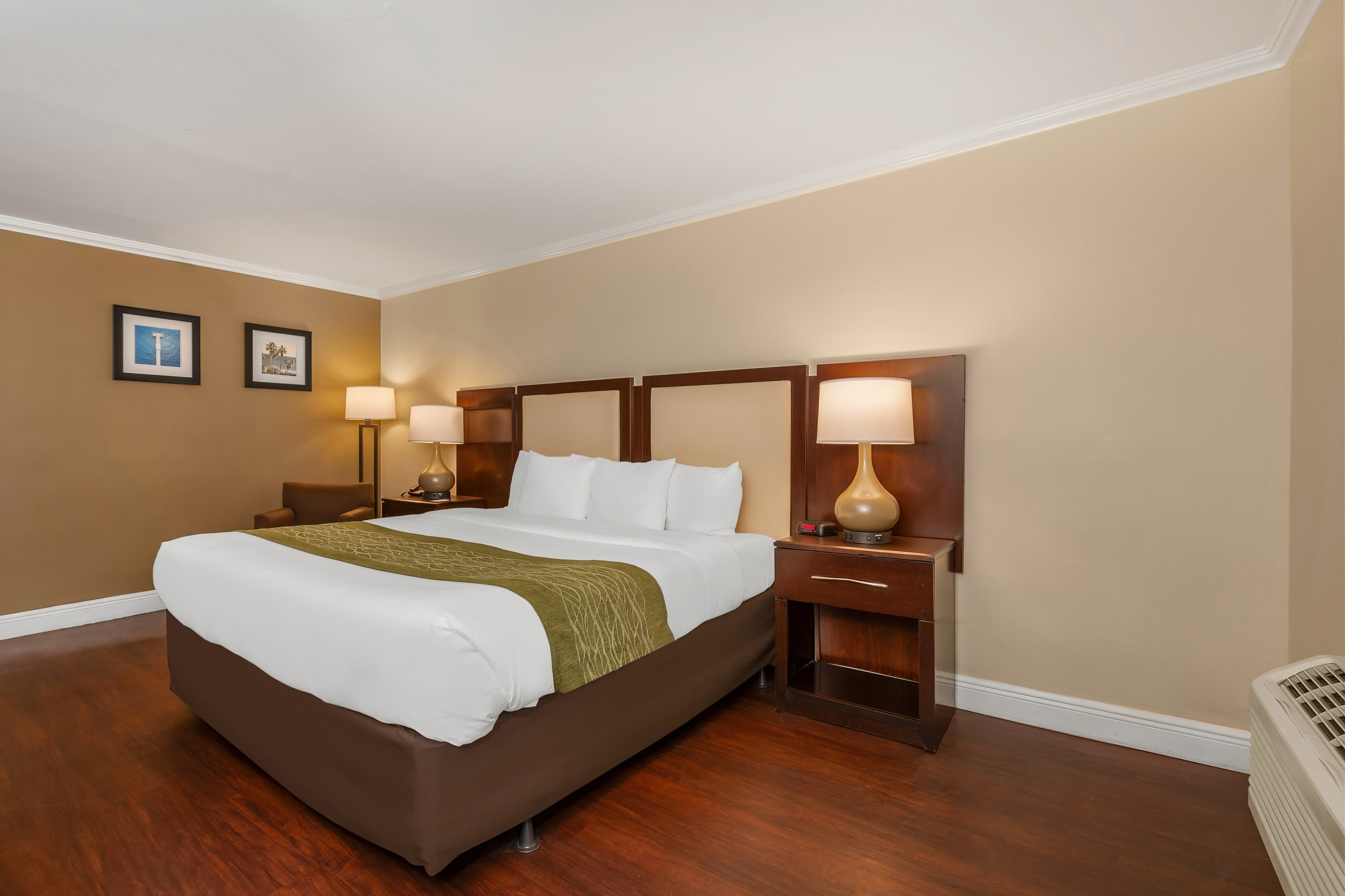 Comfort Inn Oceanside Deerfield Beach — 24