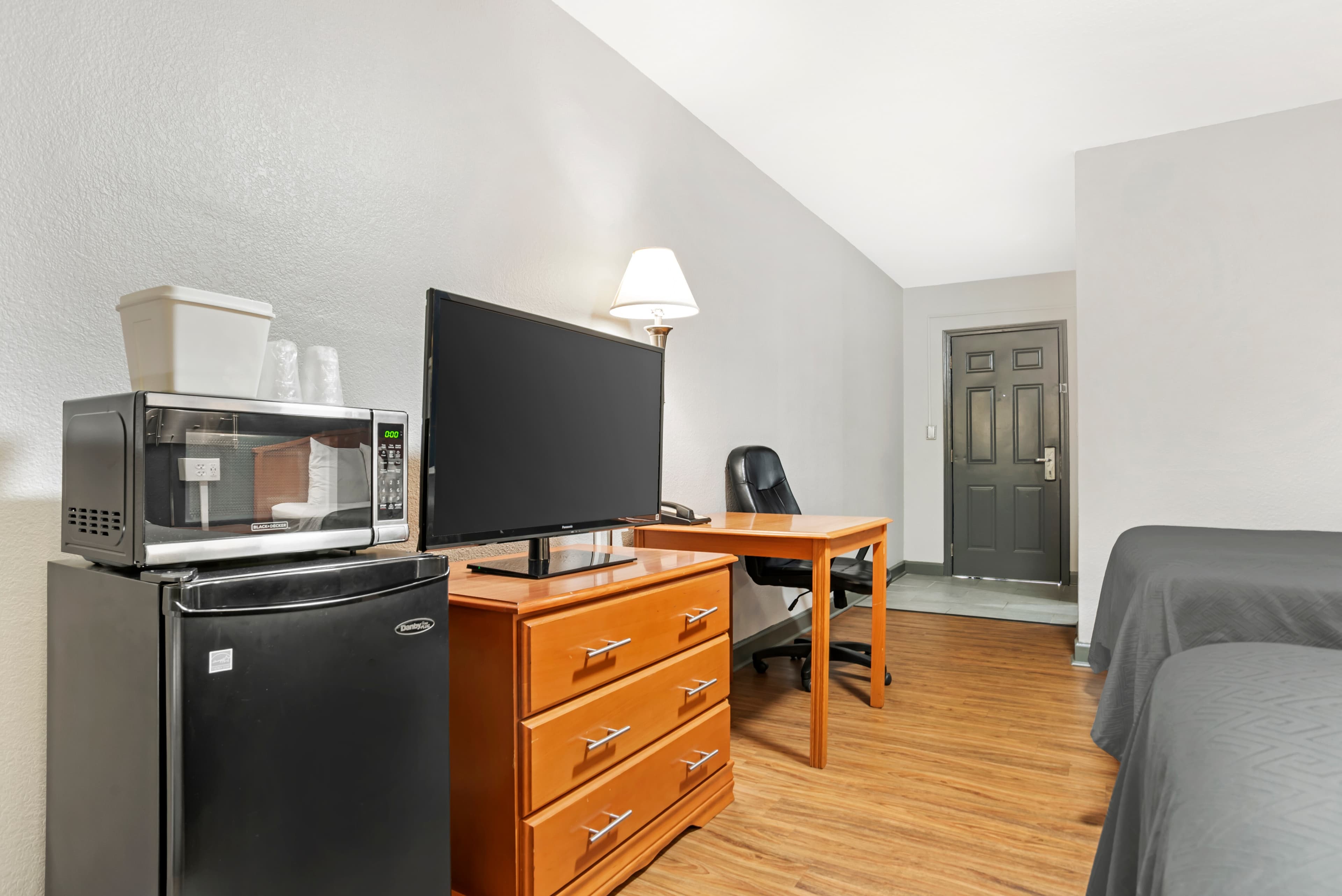 Econo Lodge Tallahassee Downtown - University - Image 4