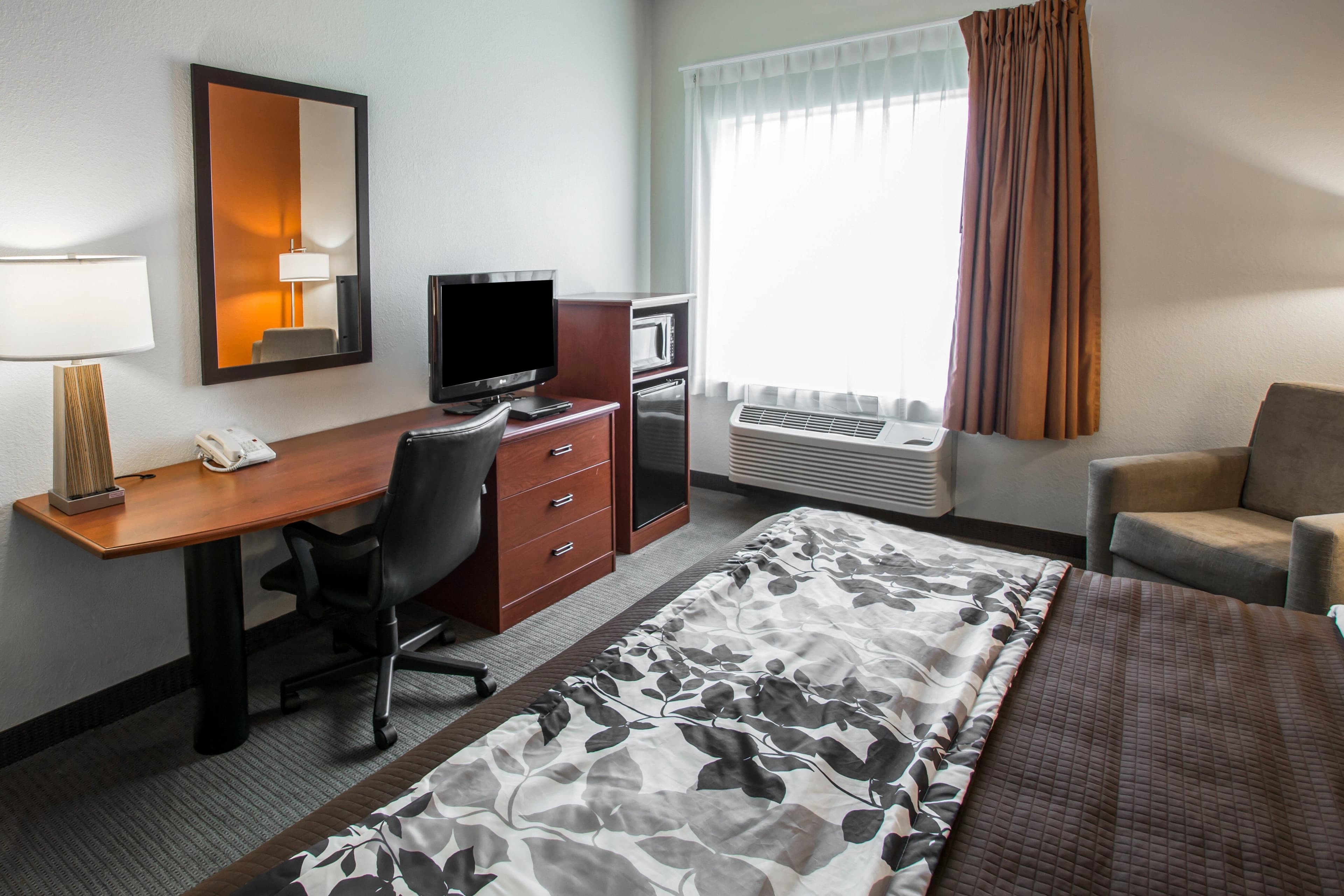 Sleep Inn & Suites Palatka North — 8