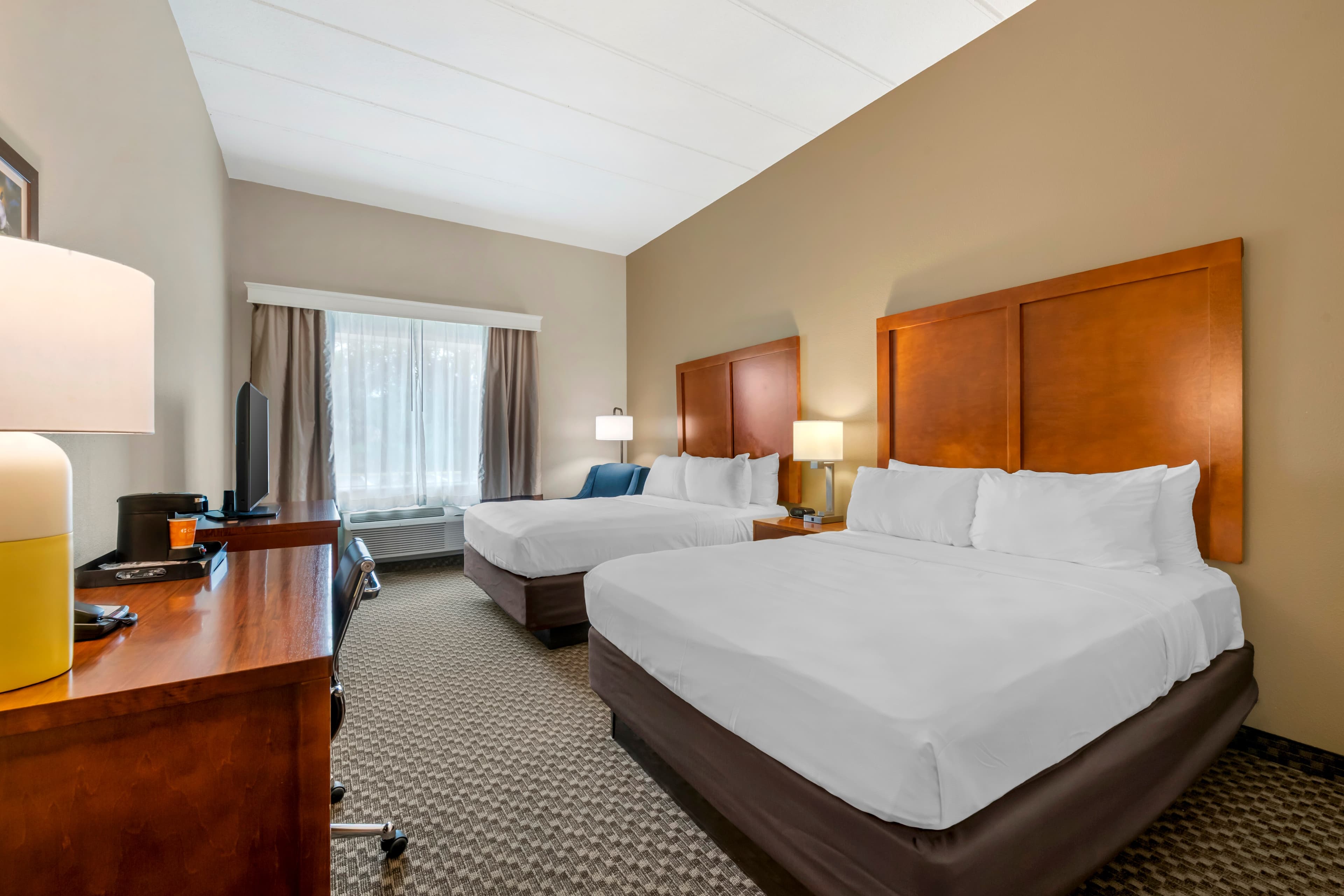Comfort Inn & Suites Wildwood - The Villages — 6