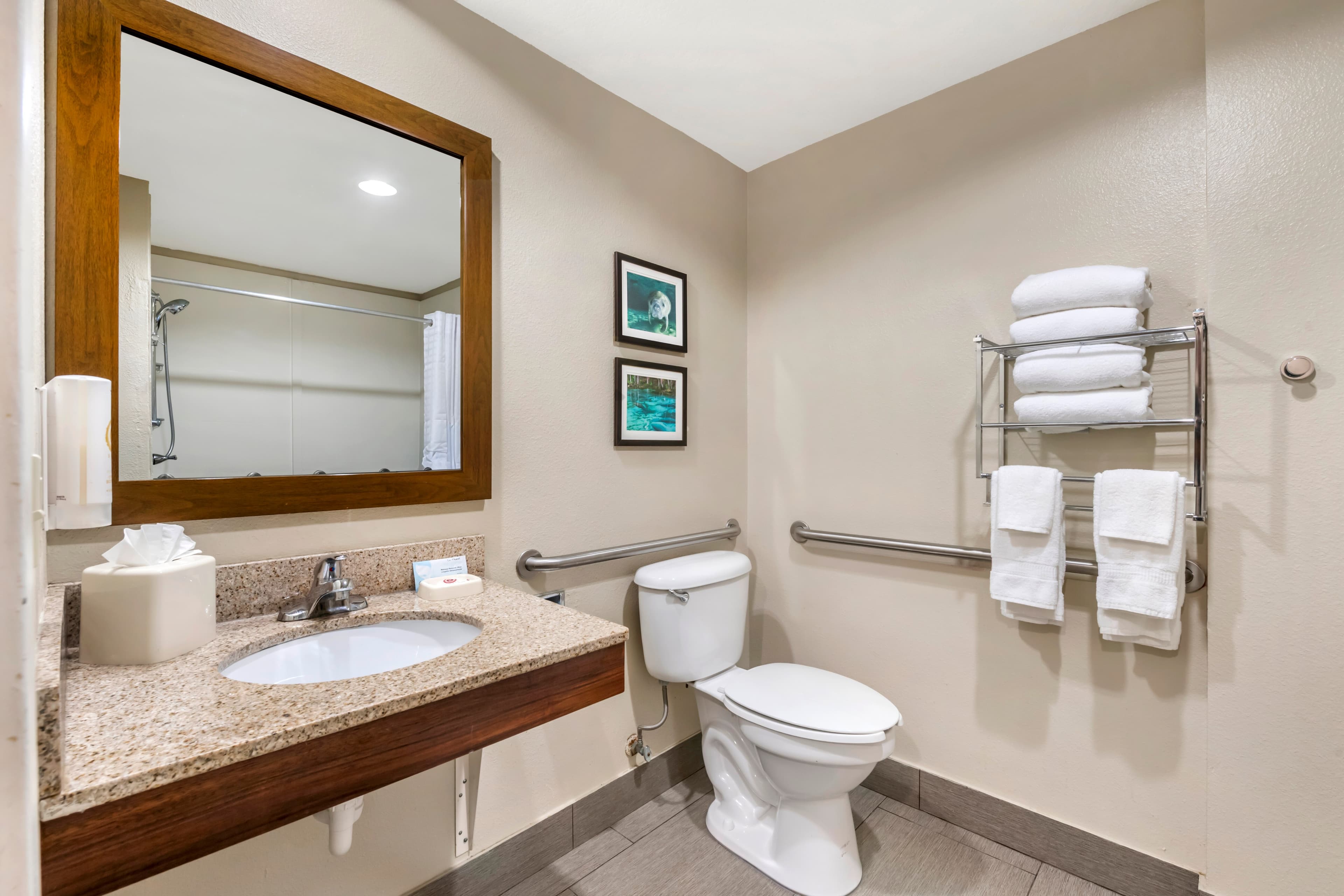 Comfort Inn & Suites Wildwood - The Villages — 20