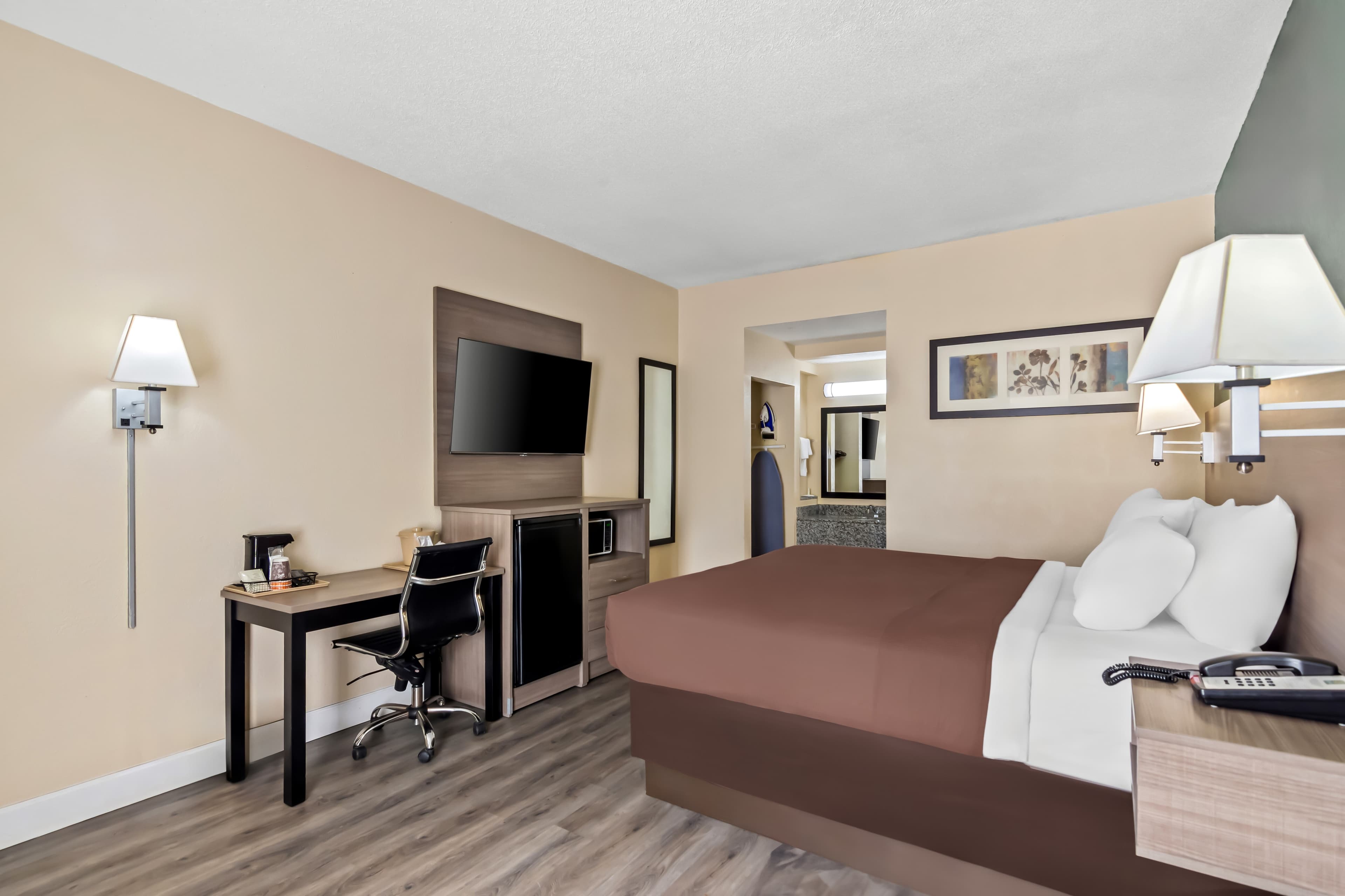 Quality Inn Fort Pierce I-95 - Image 5
