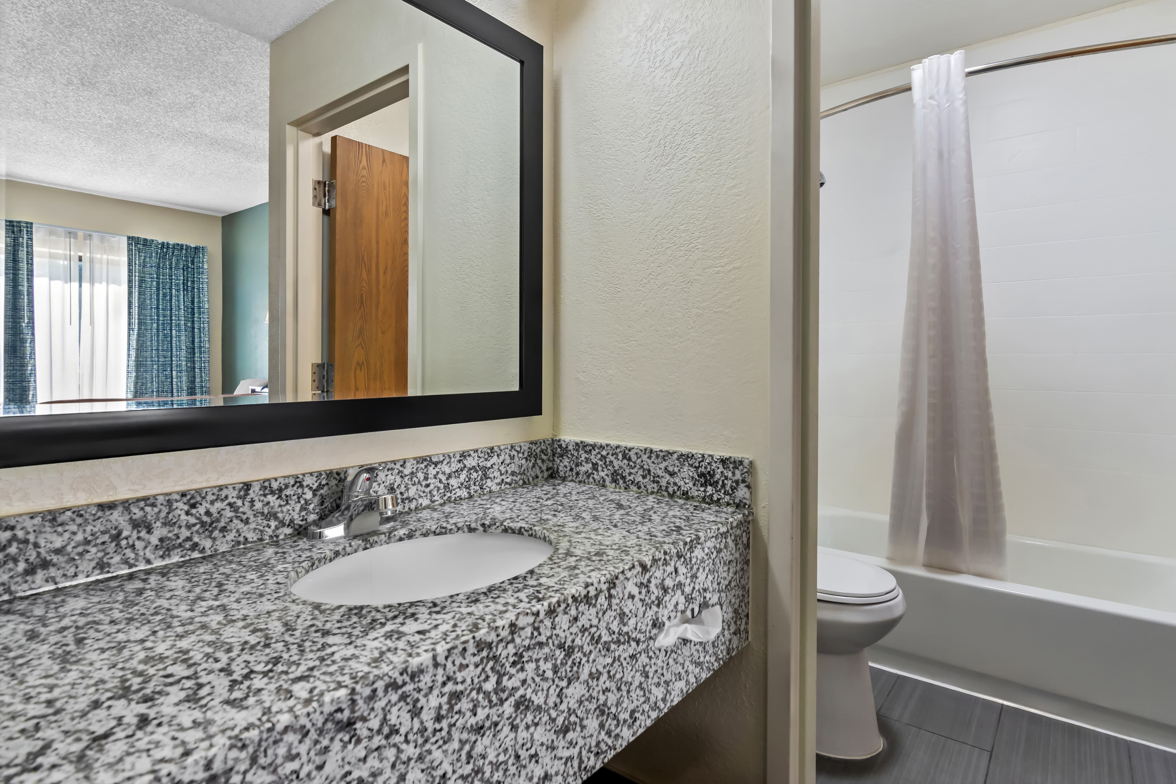 Quality Inn Fort Pierce I-95 — 6