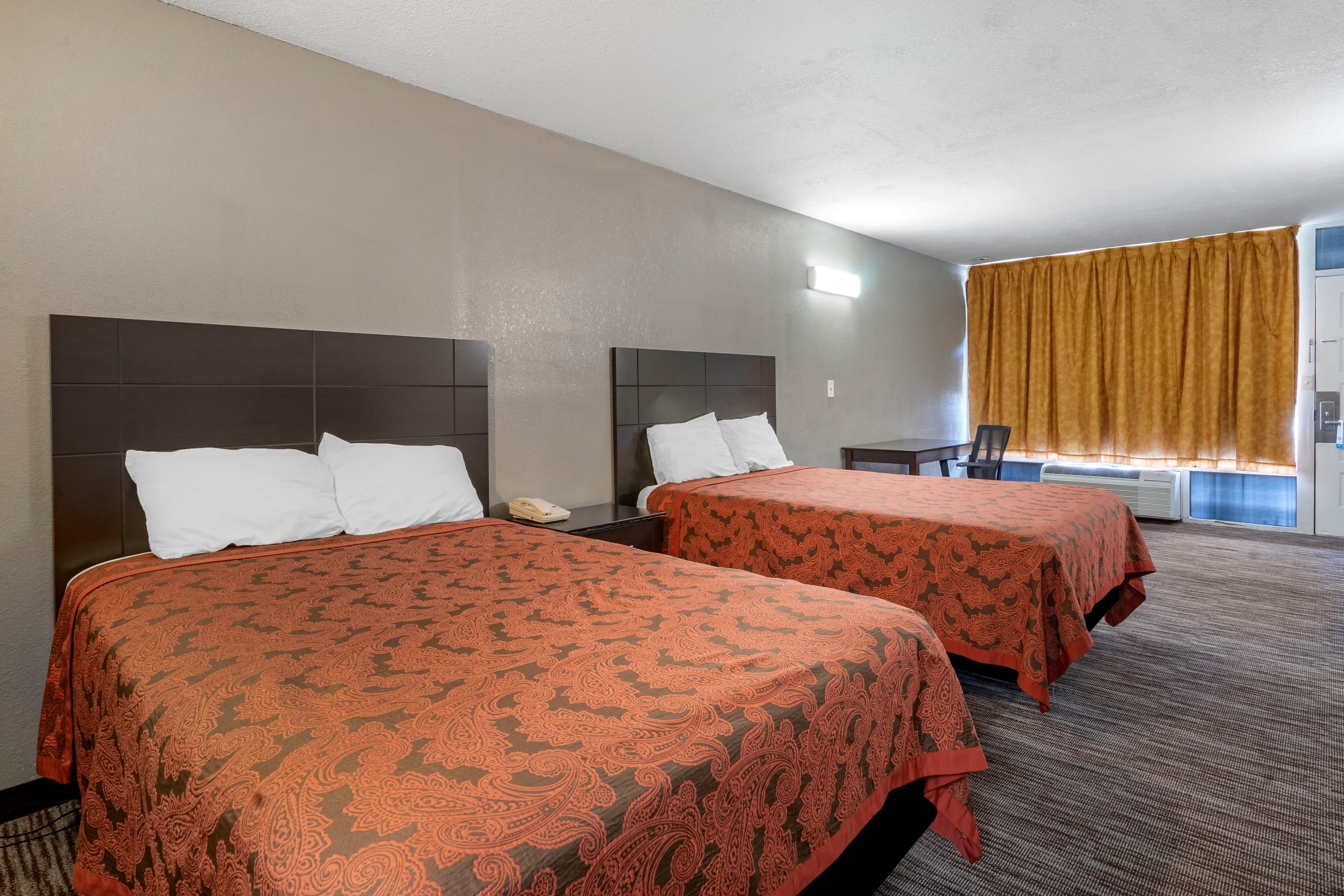 Rodeway Inn Clearwater-Largo - Image 2