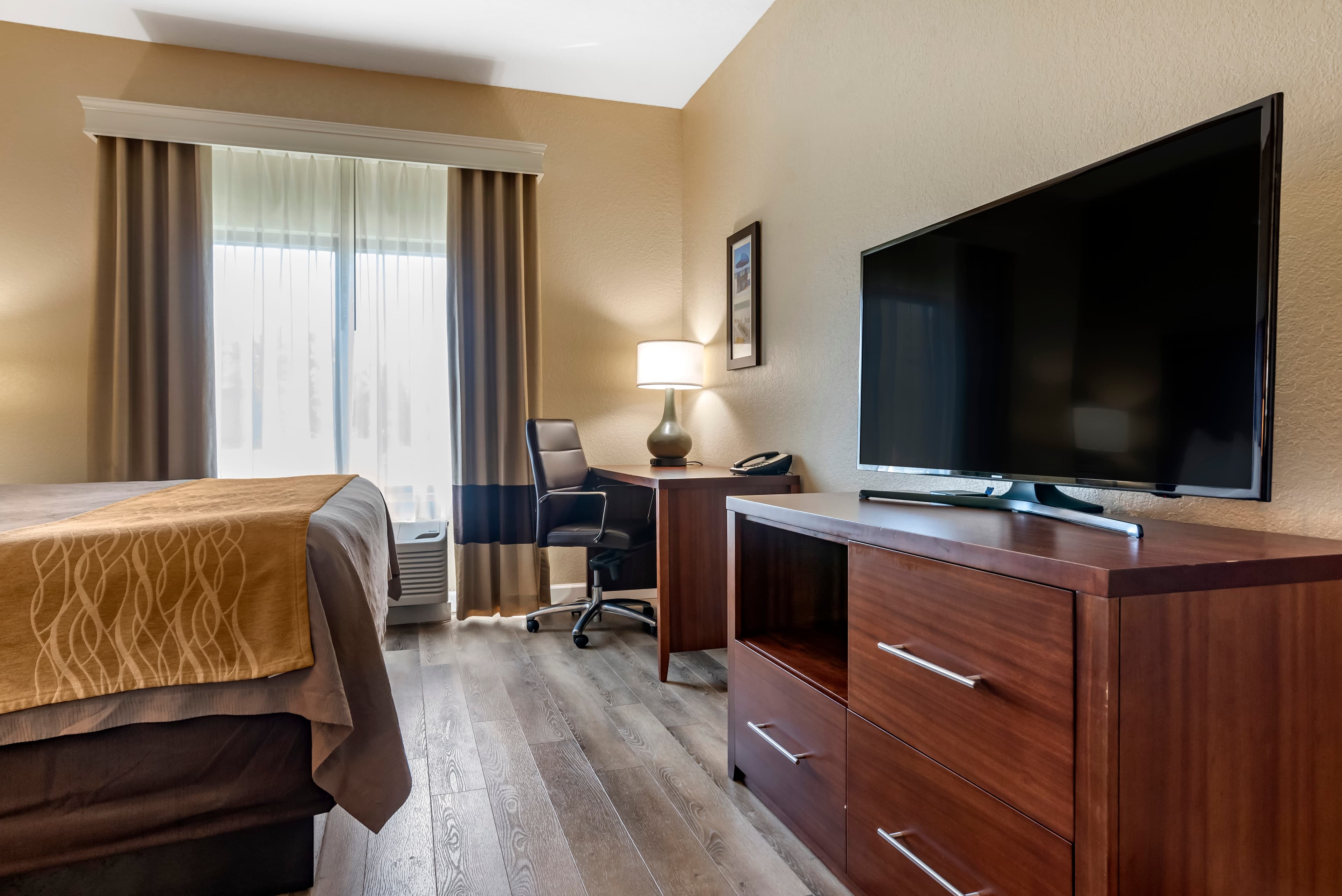Comfort Inn & Suites Fort Walton Beach - Destin West — 16