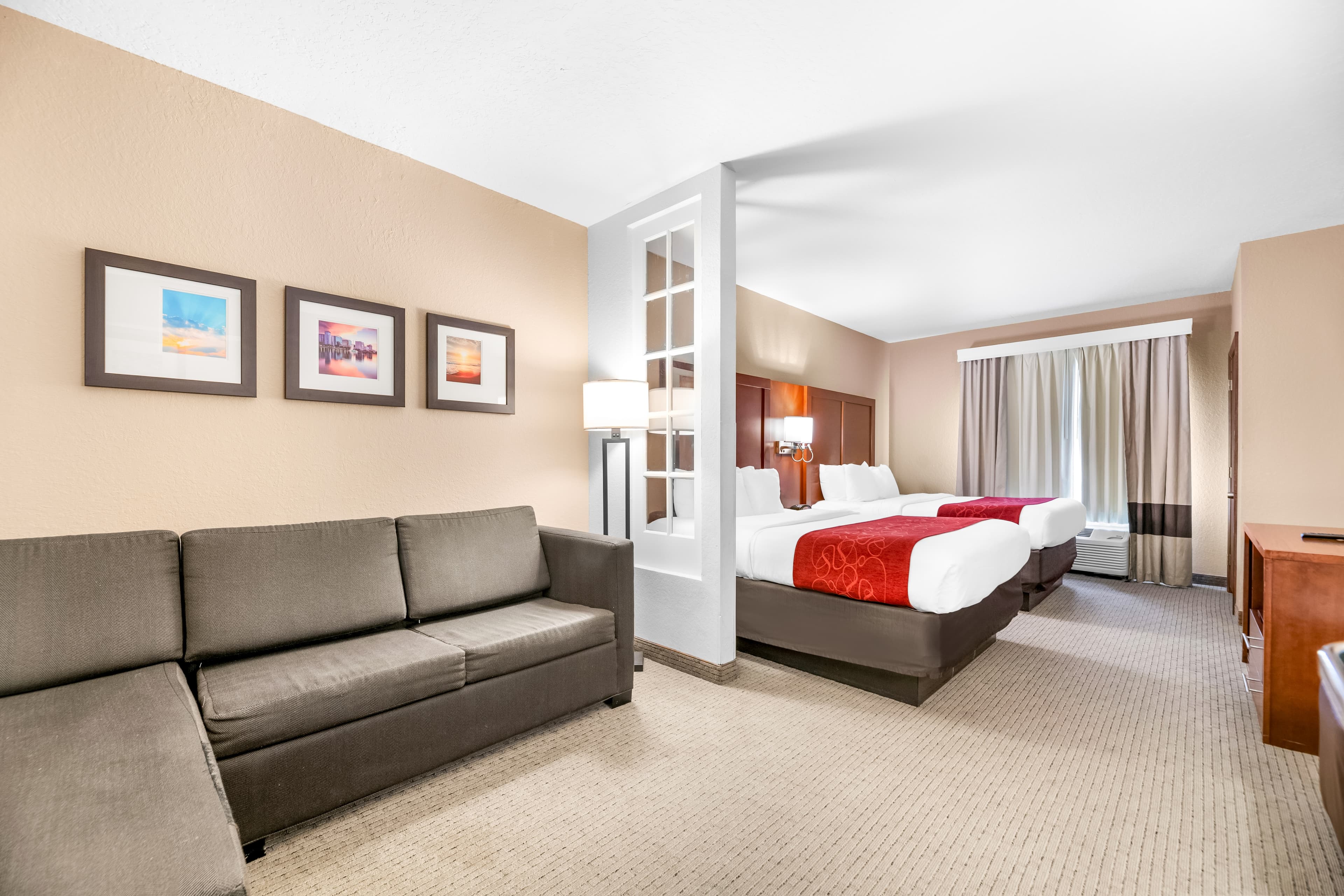 Comfort Suites Orlando Airport — 8