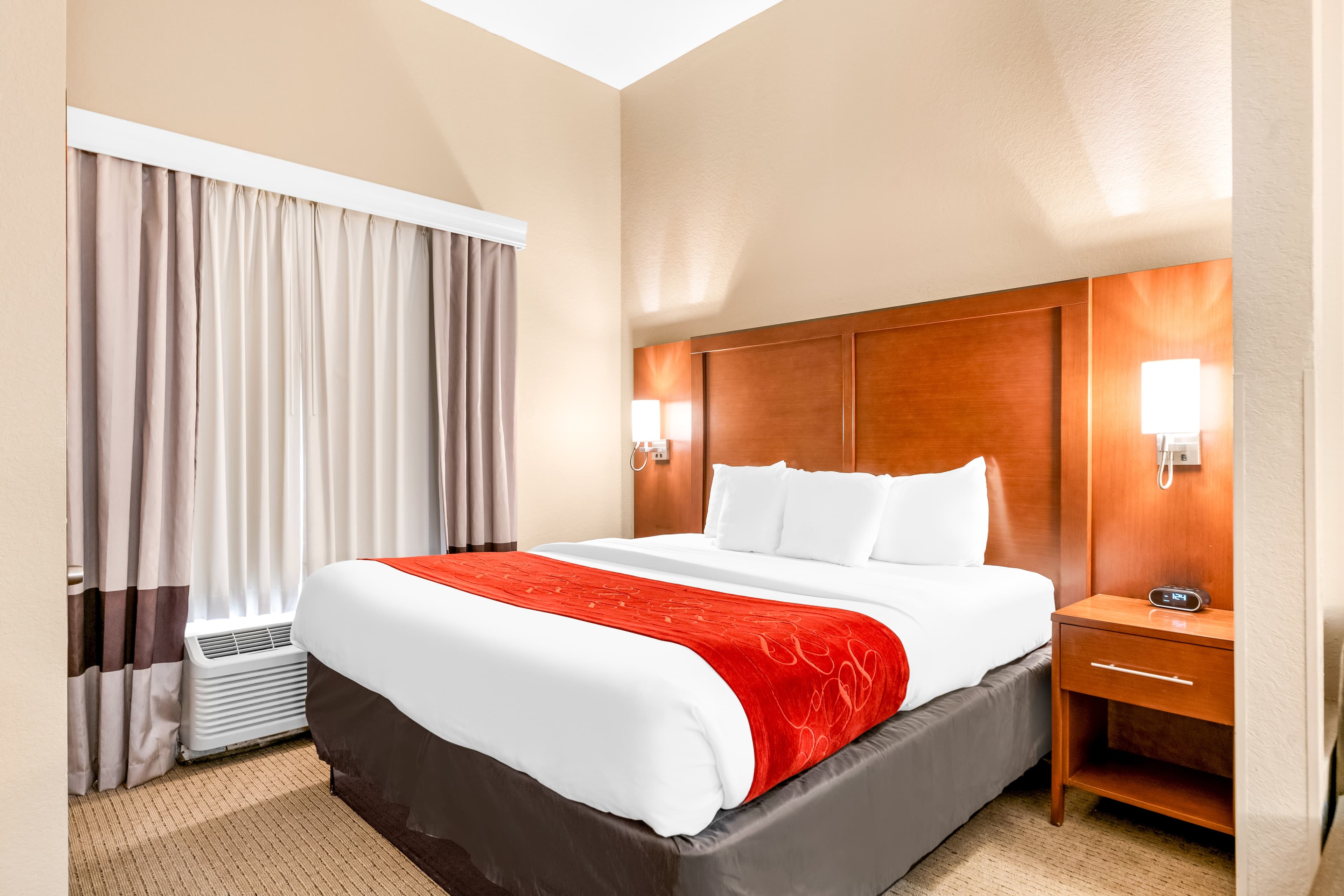 Comfort Suites Orlando Airport — 14