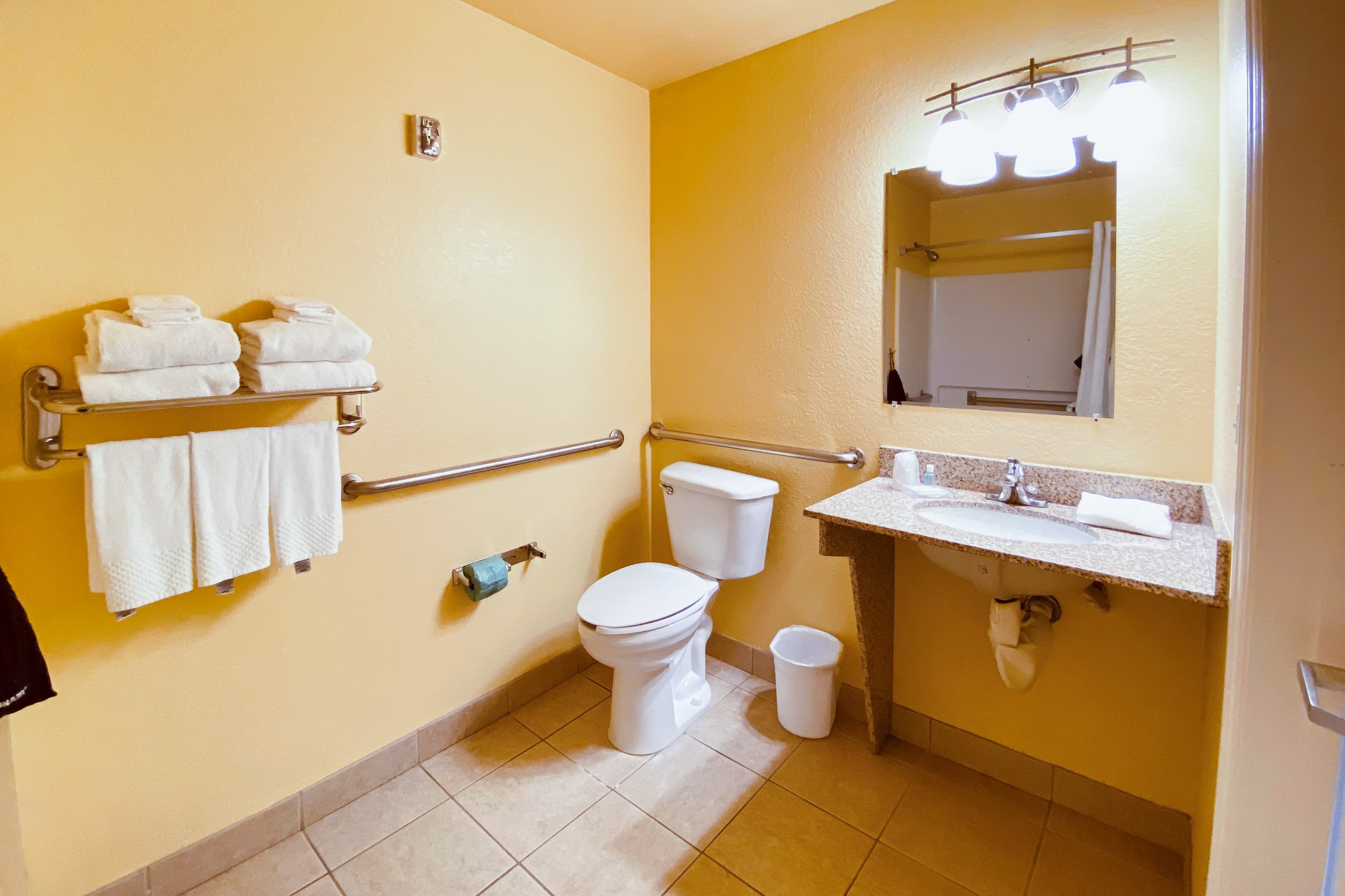 Suburban Studios Fort Myers Cape Coral — 25
