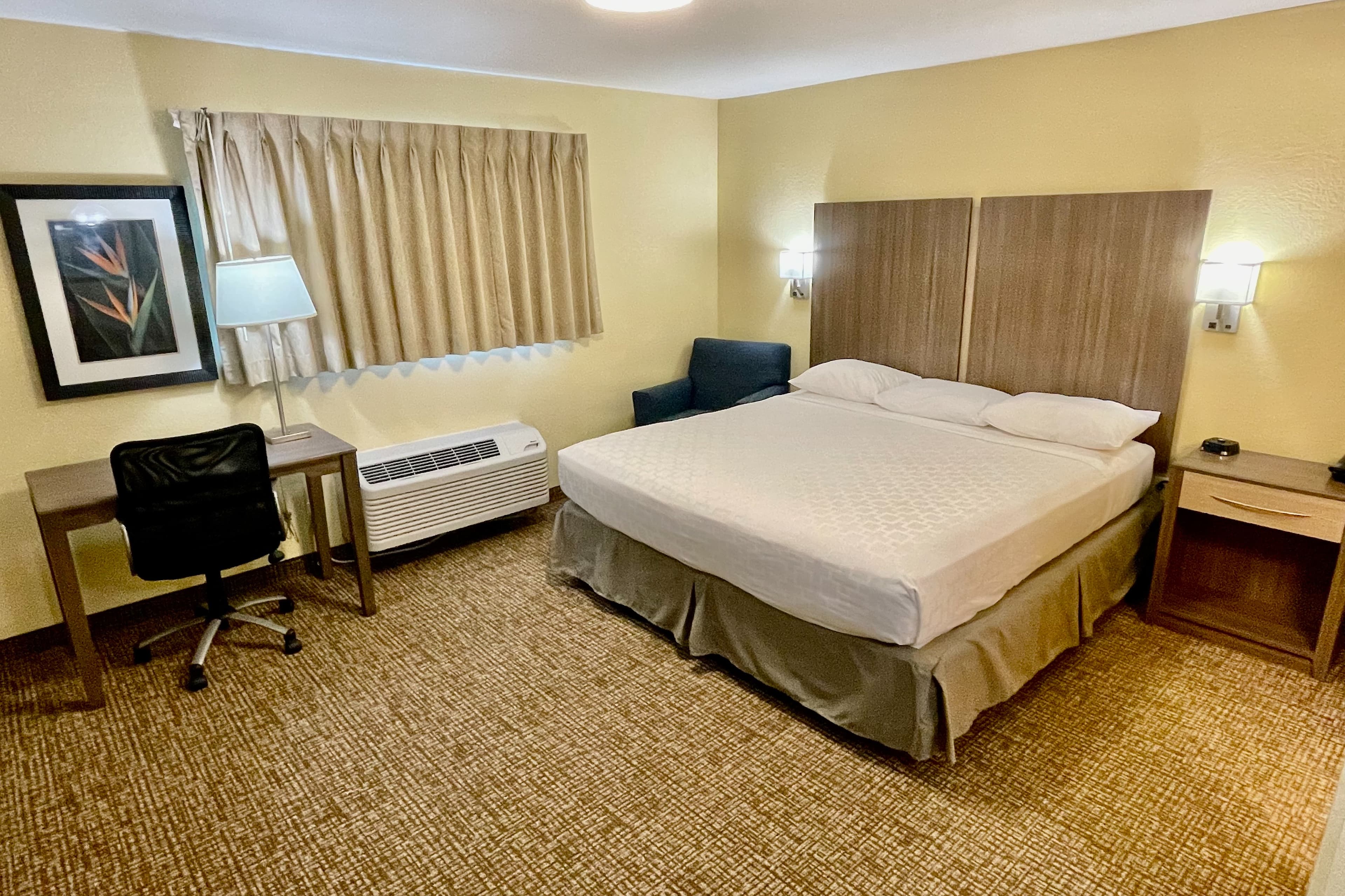 Suburban Studios Fort Myers Cape Coral — 8