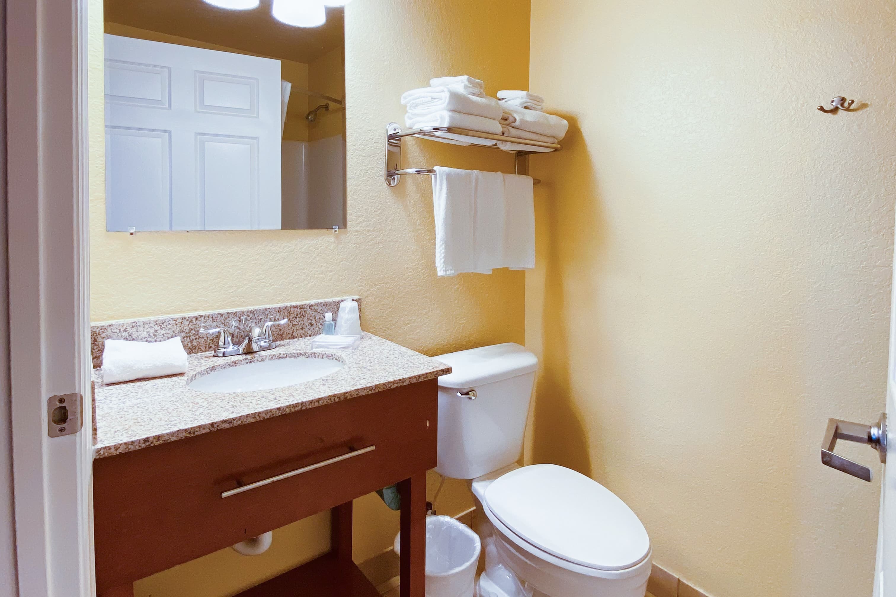 Suburban Studios Fort Myers Cape Coral — 57