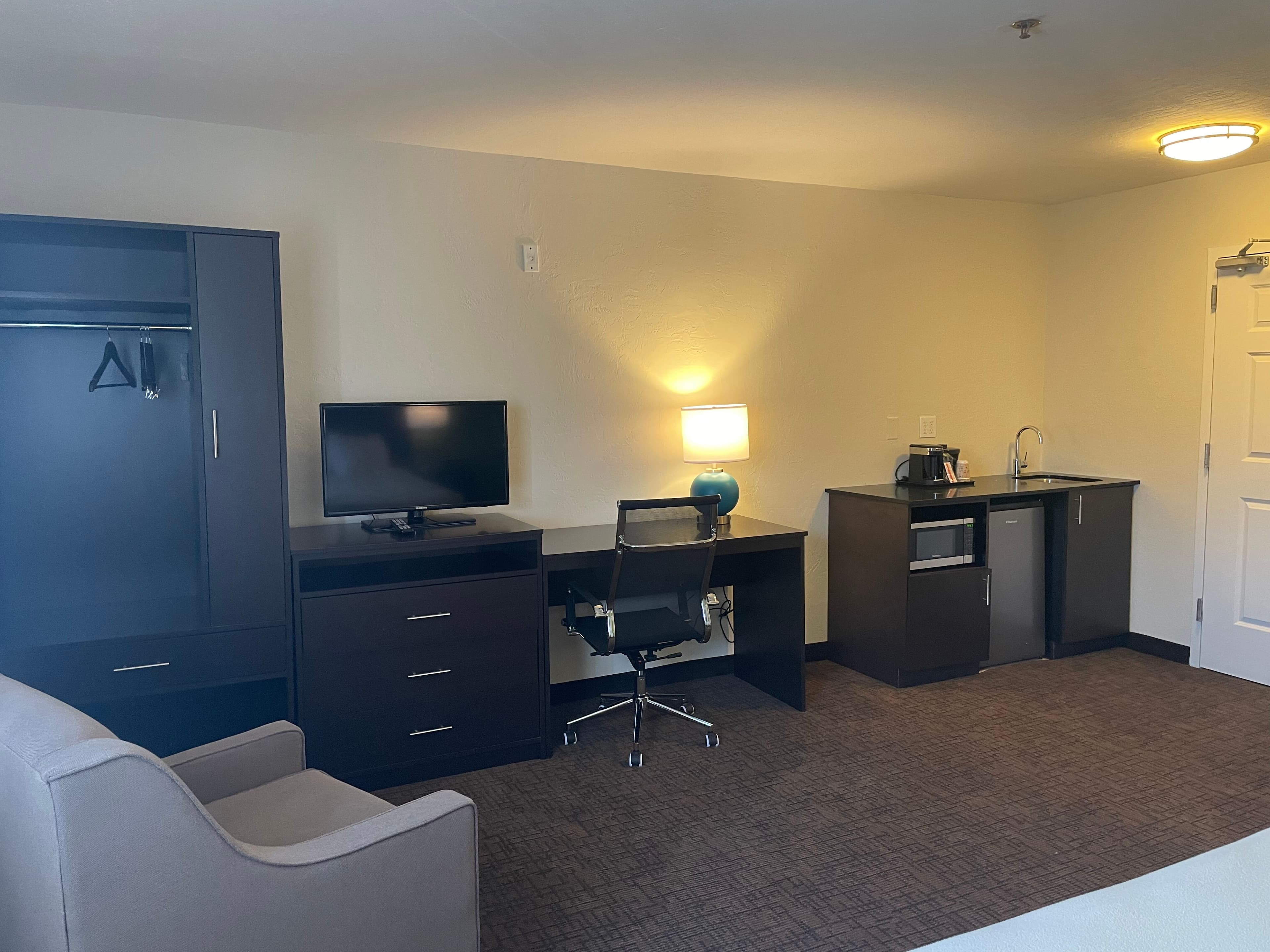 Suburban Studios Melbourne Airport — 12