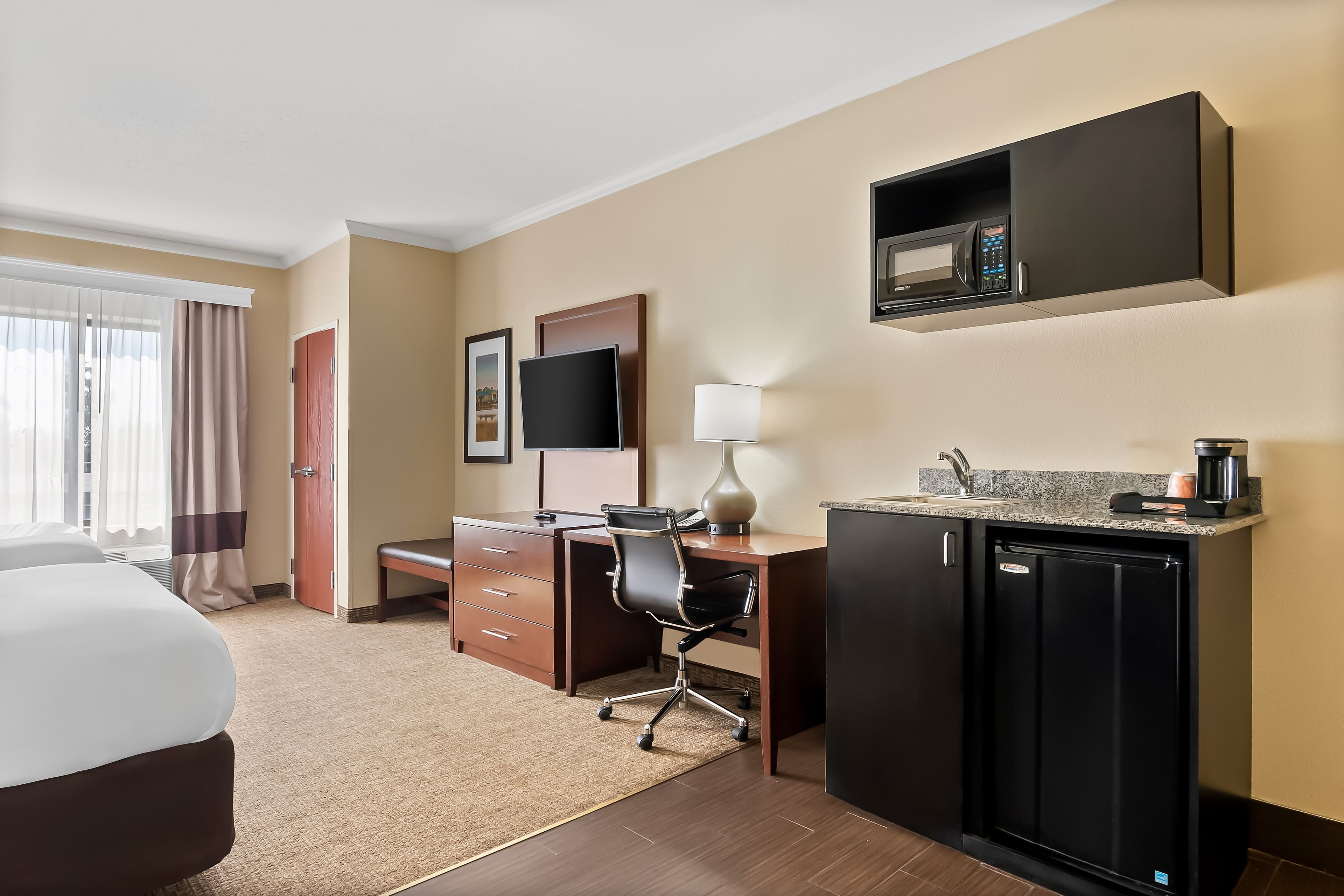 Comfort Suites Panama City near Tyndall AFB — 7