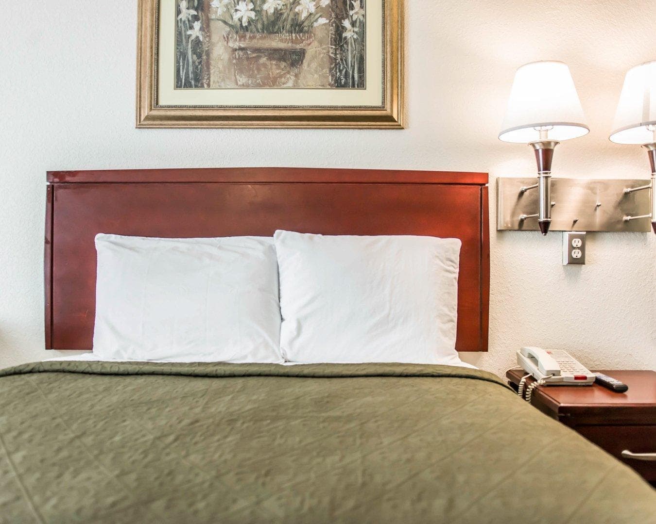 Econo Lodge Monticello — 3