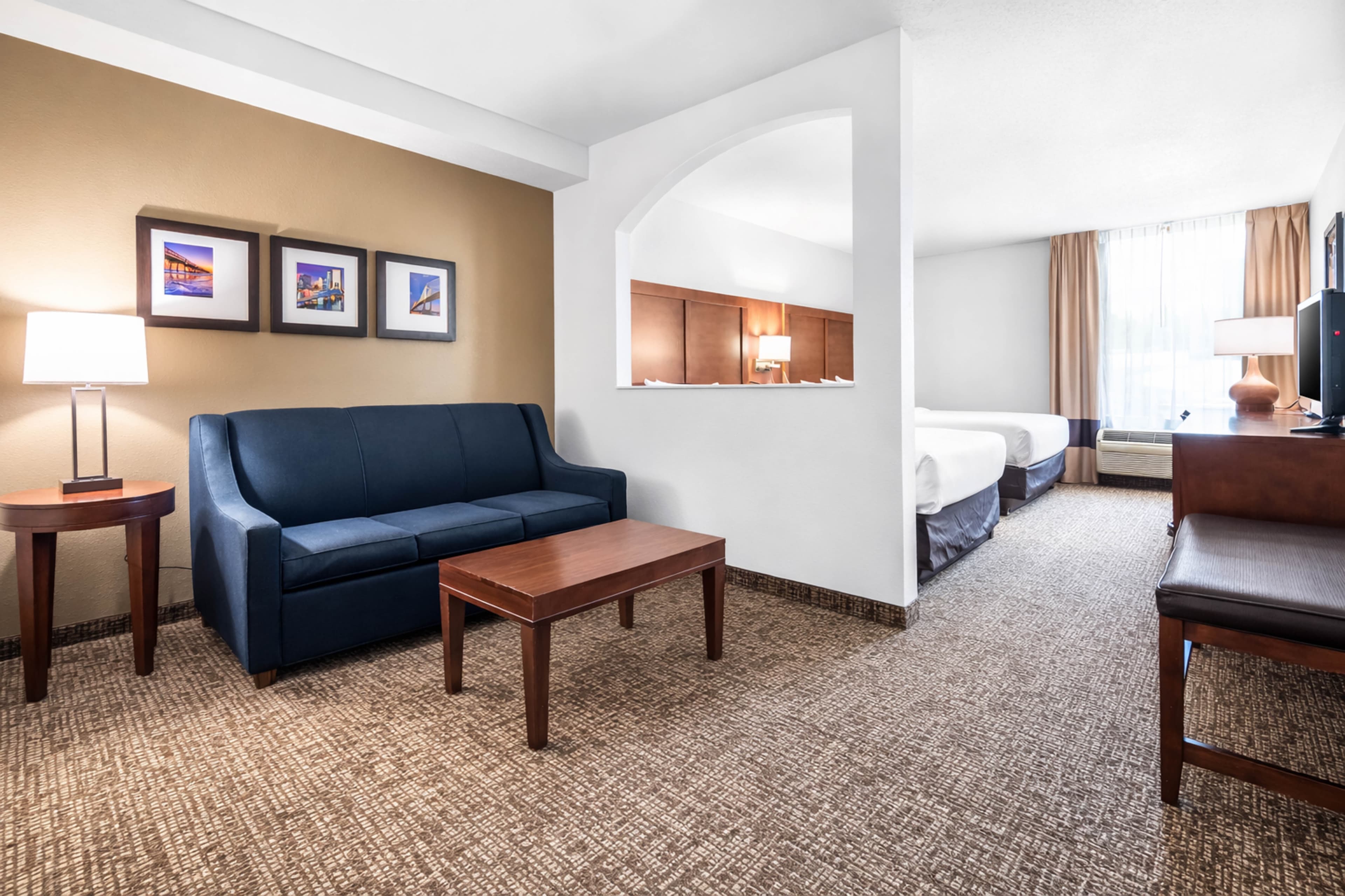 Comfort Suites Baymeadows Near Butler Blvd — 15