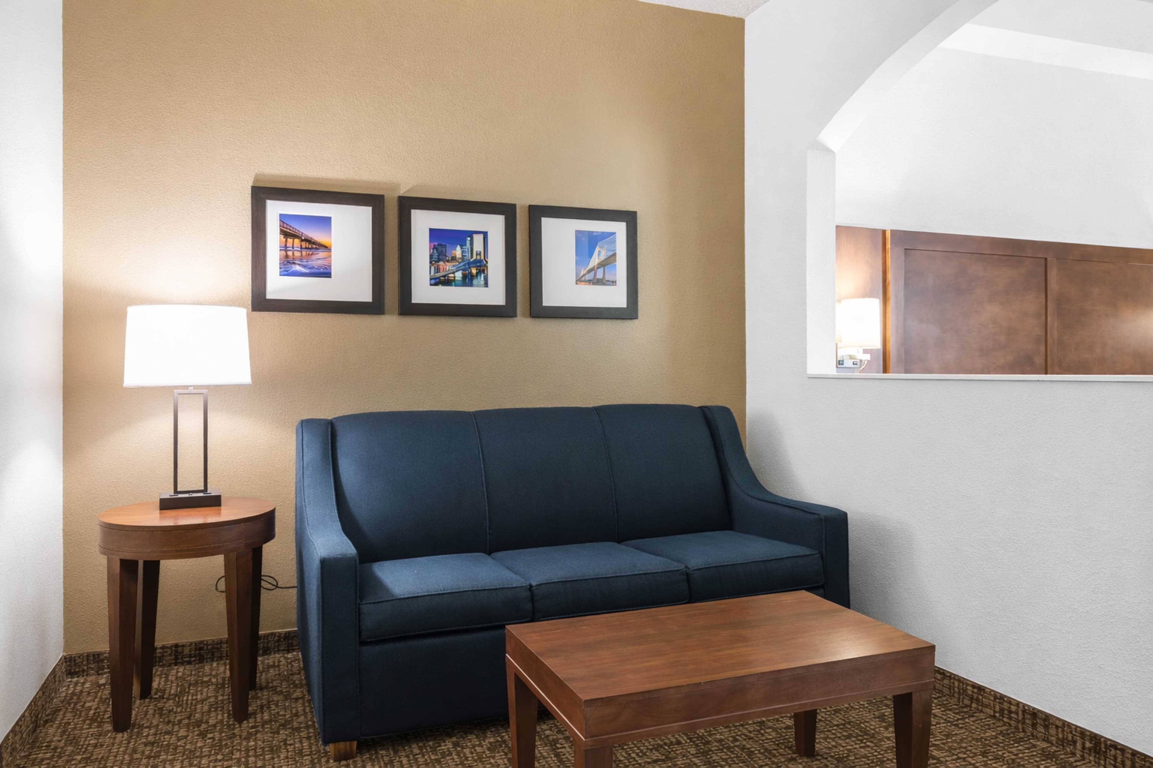 Comfort Suites Baymeadows Near Butler Blvd — 22