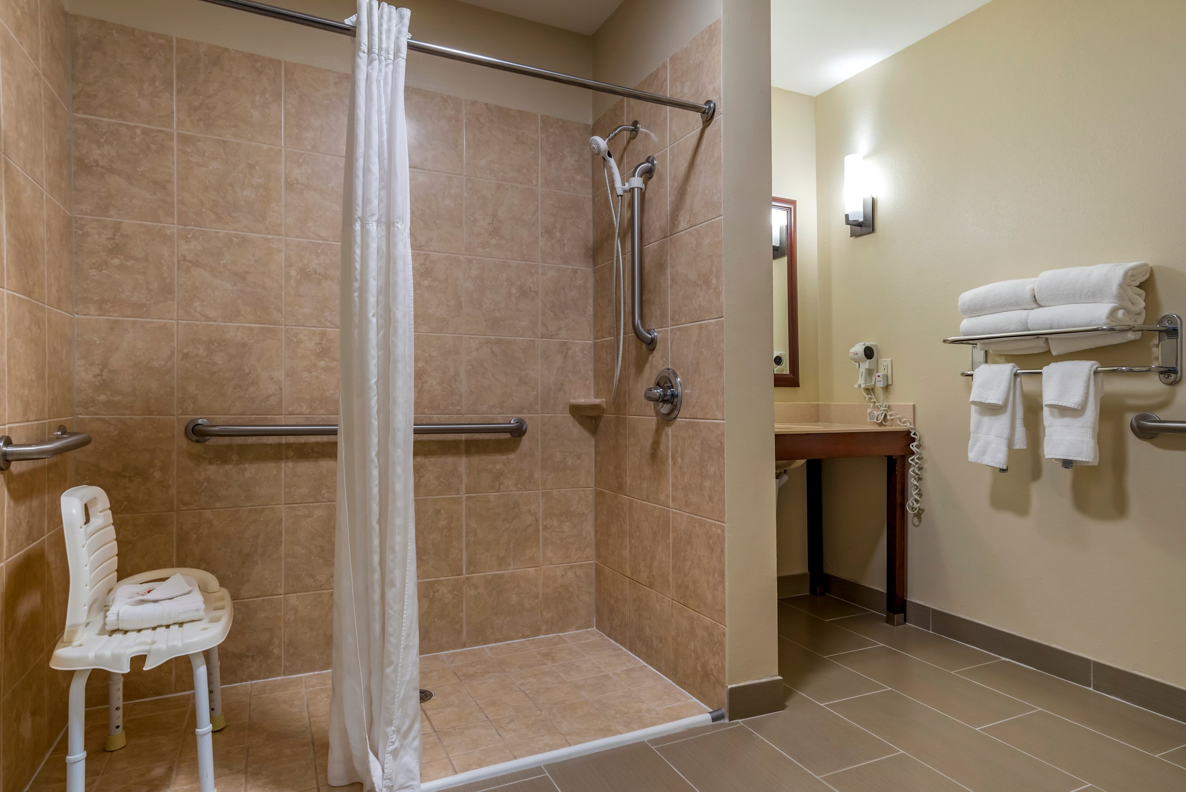 Comfort Suites Niceville Near Eglin Air Force Base - Image 5