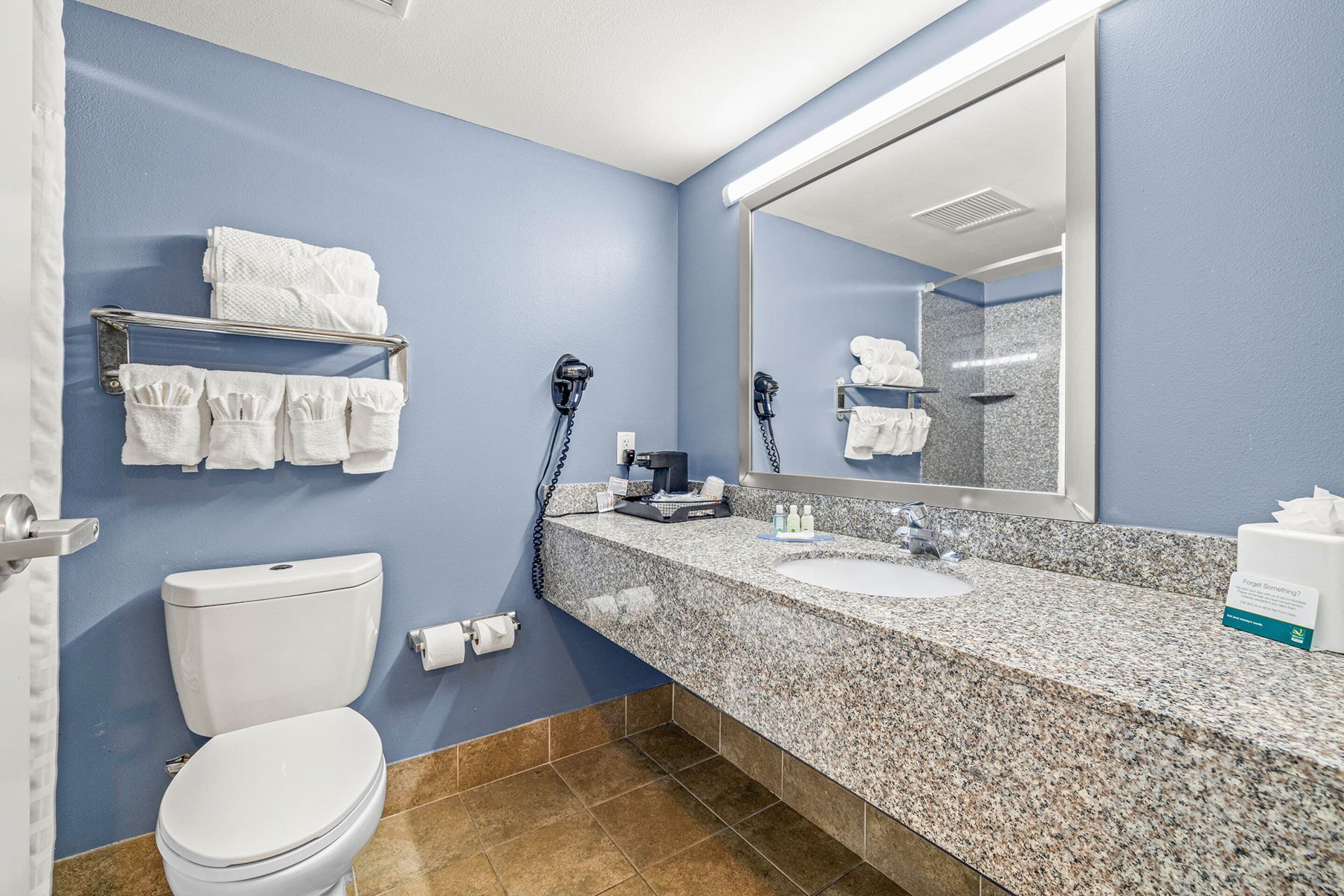 Quality Inn & Suites Tampa near Fairgrounds and Casino — 16