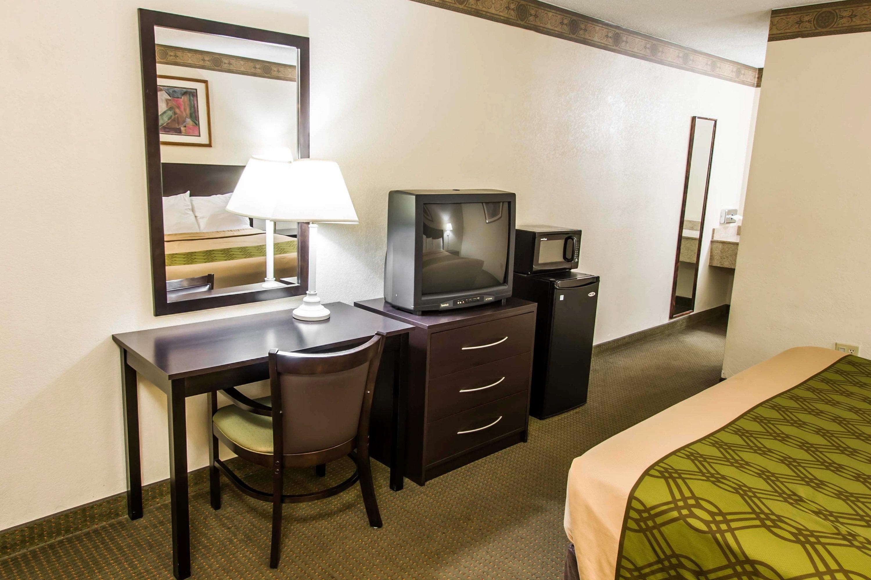 Econo Lodge Jacksonville South — 10