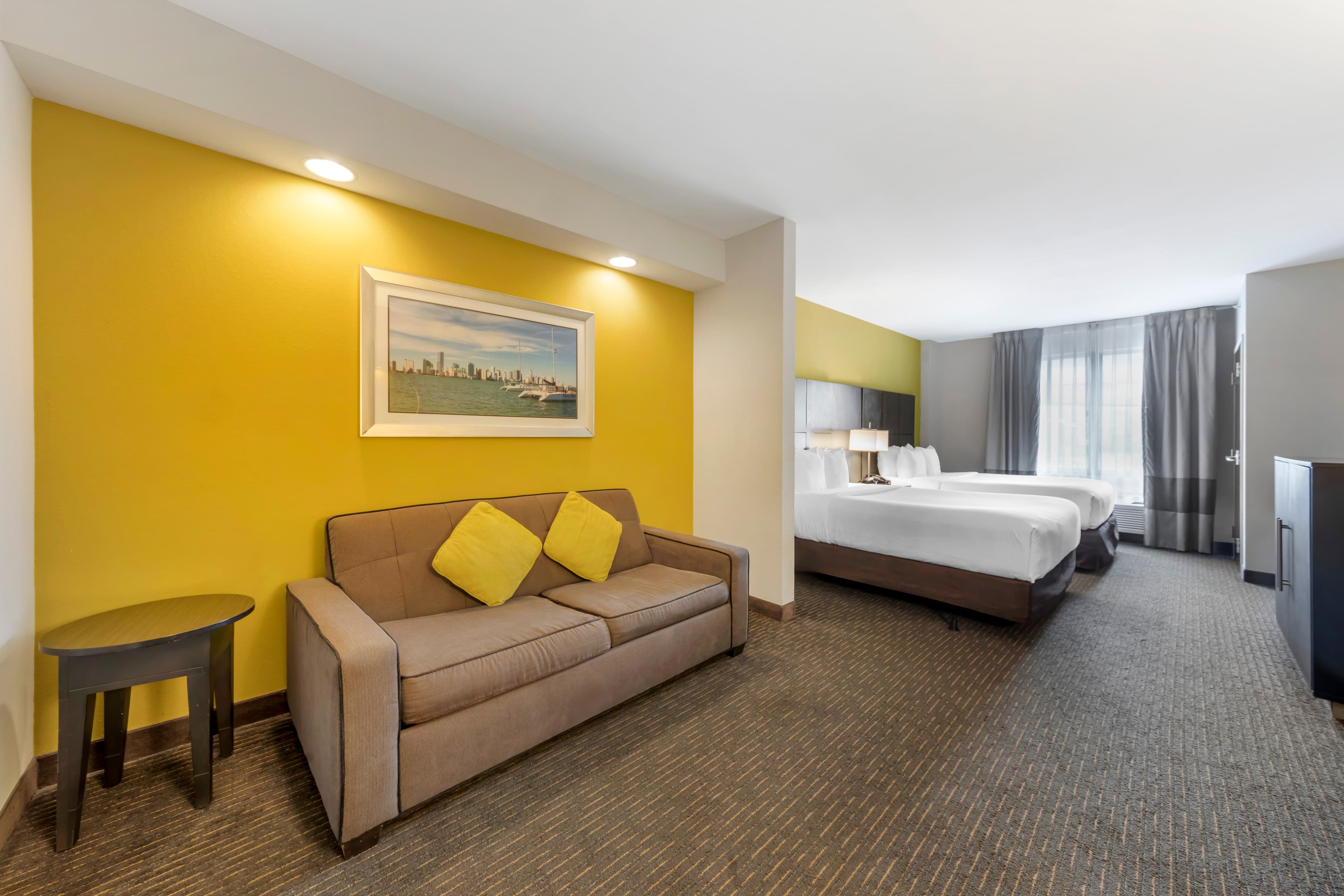 Comfort Suites Miami Airport North — 6