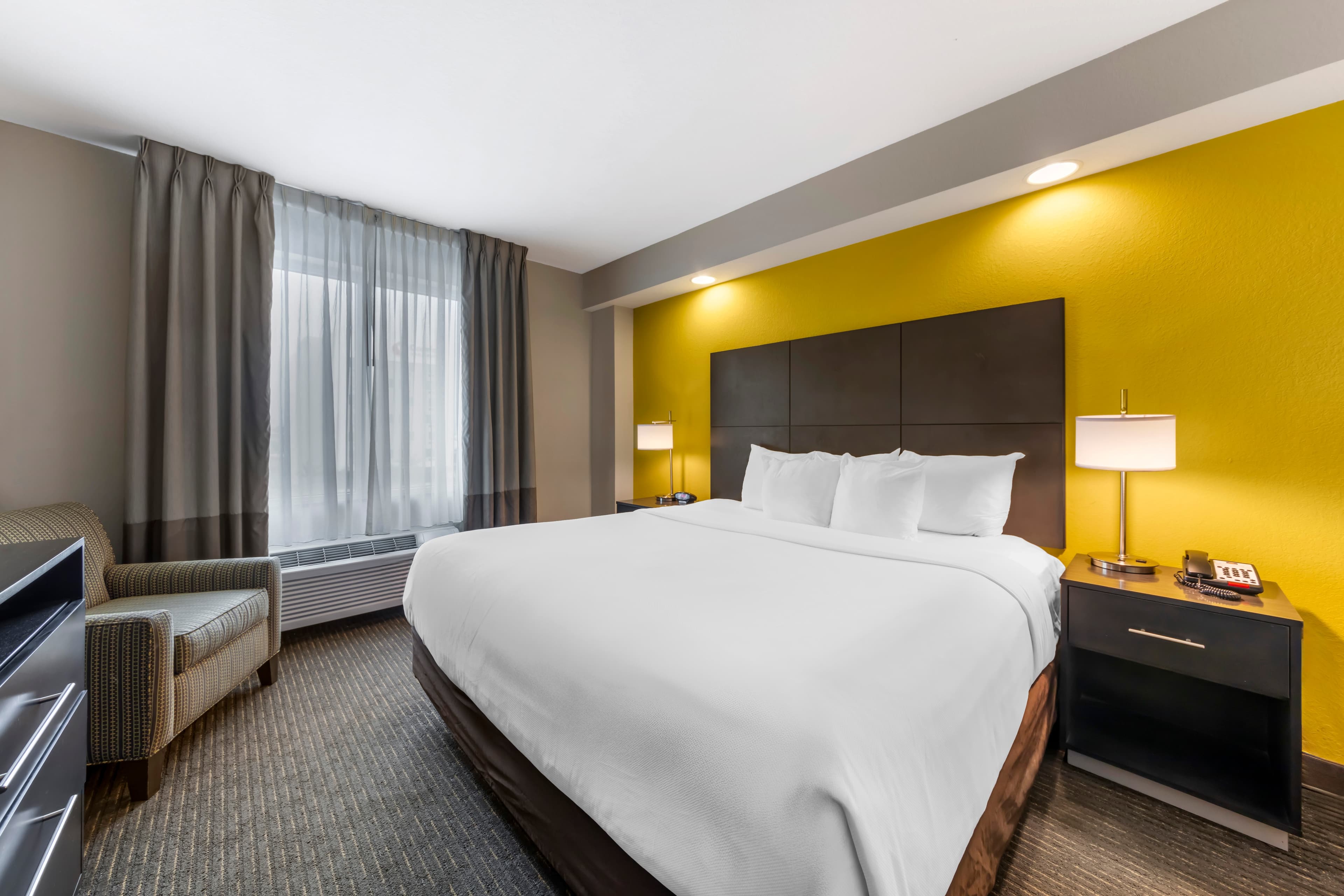 Comfort Suites Miami Airport North - Image 3