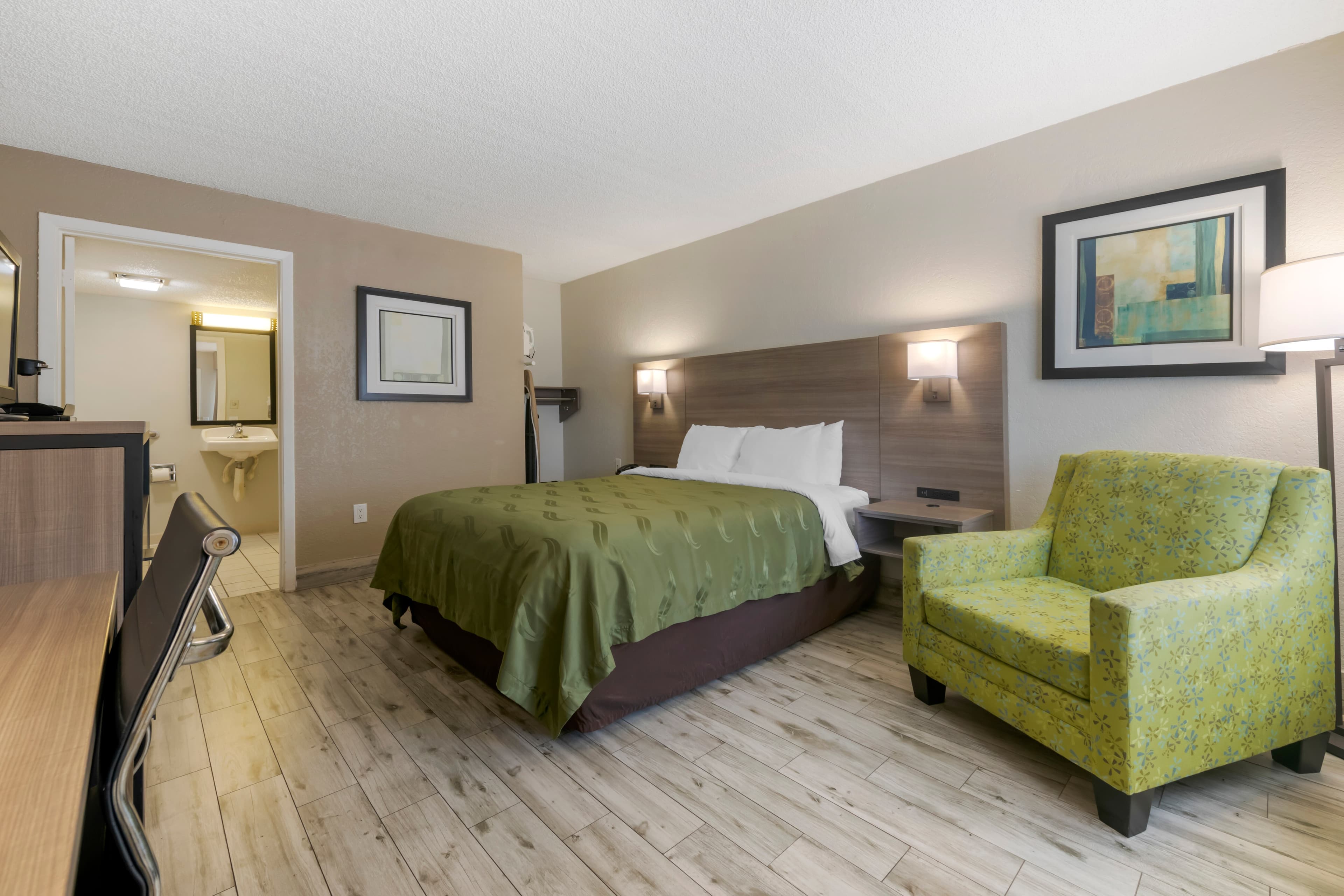 Quality Inn St. Augustine Outlet Mall - Image 2