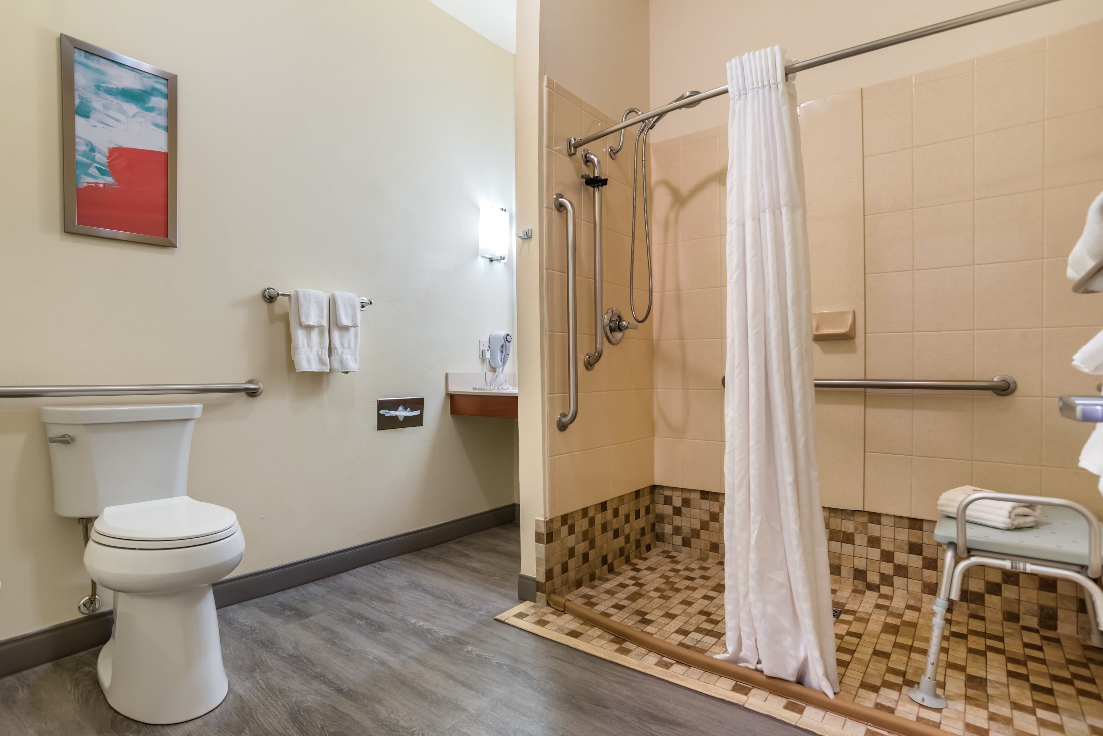 Comfort Inn & Suites Crestview South — 13