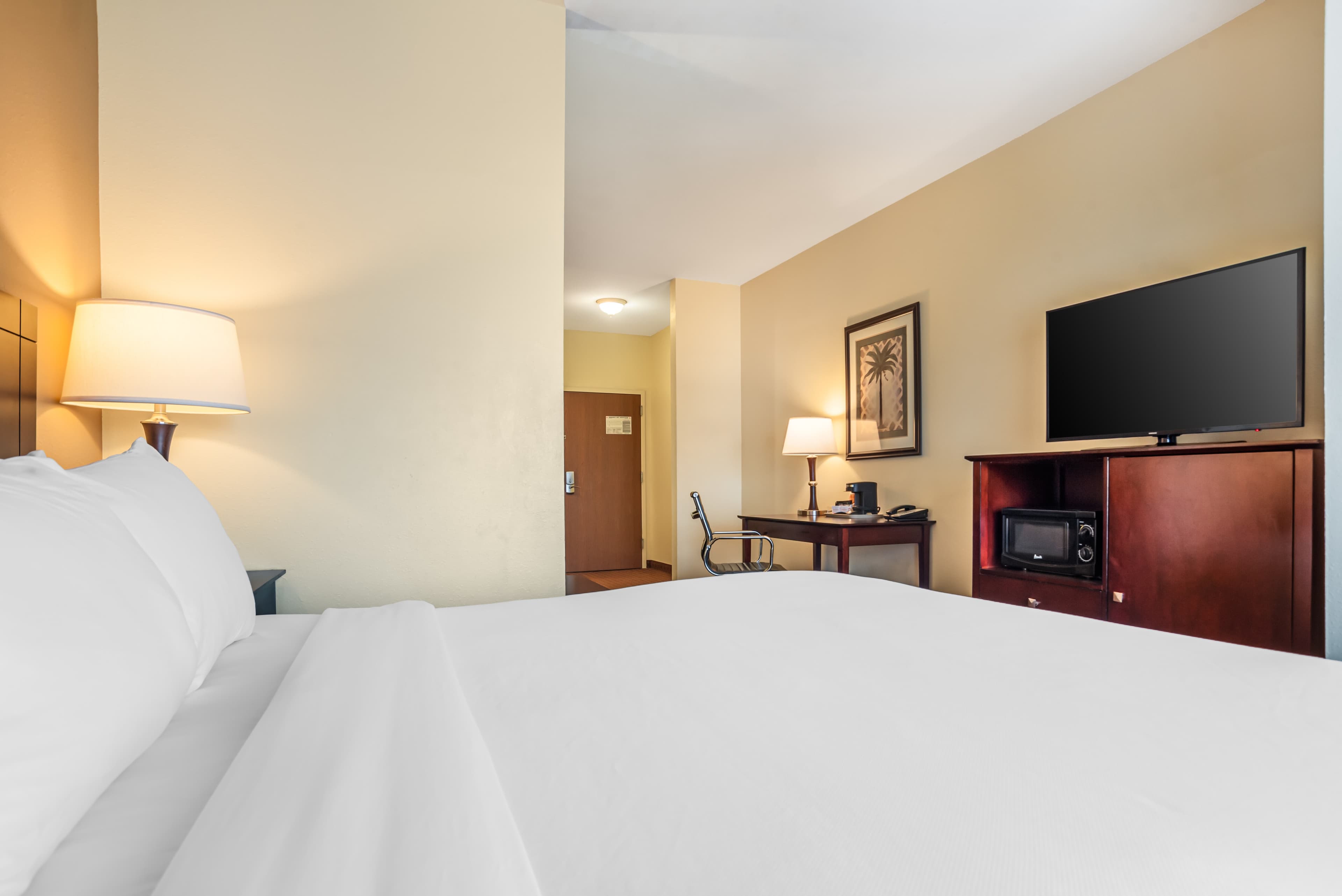 Comfort Inn & Suites Crestview South — 27