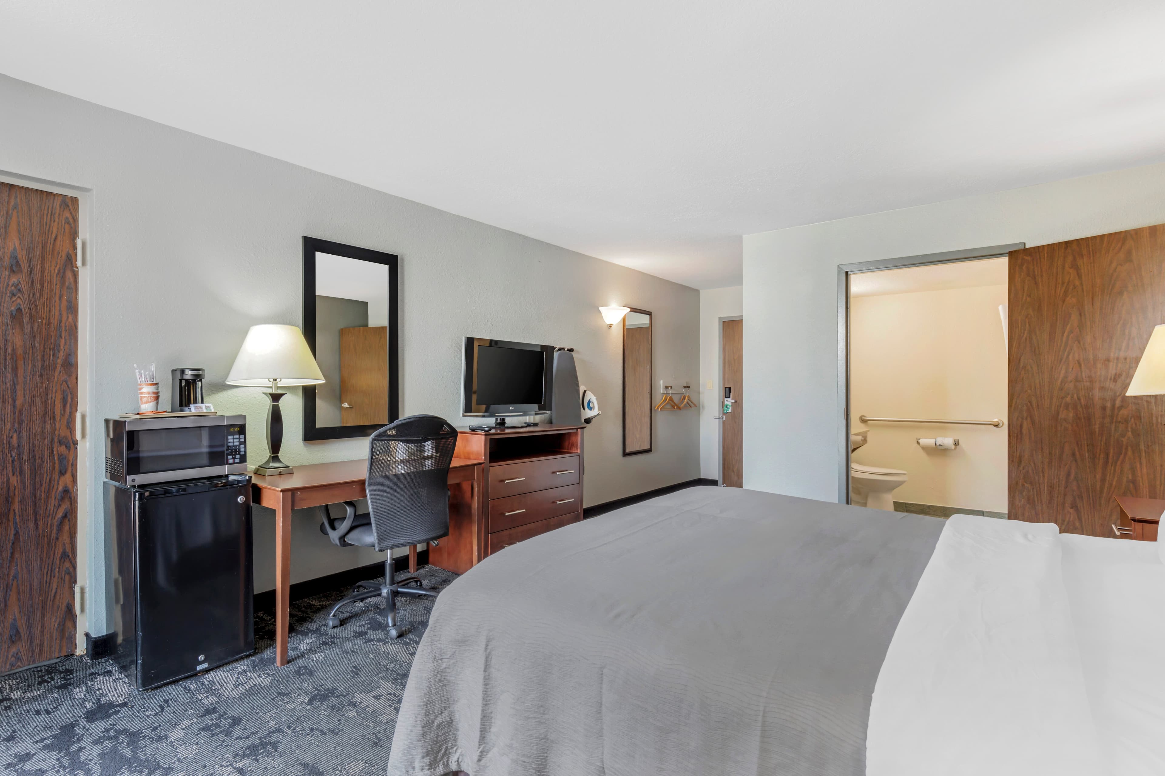 Quality Inn Downtown Stuart — 8