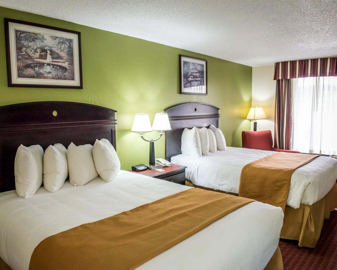 Quality Inn Chipley I-10 at Exit 120 - Image 1
