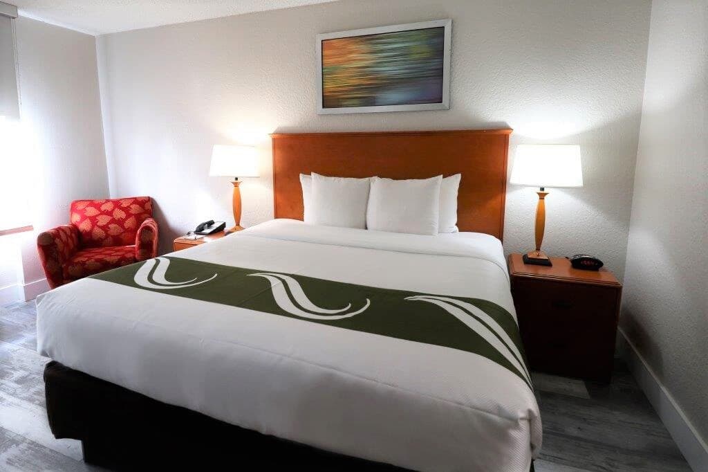 Quality Inn Miami Airport - Doral - Image 2