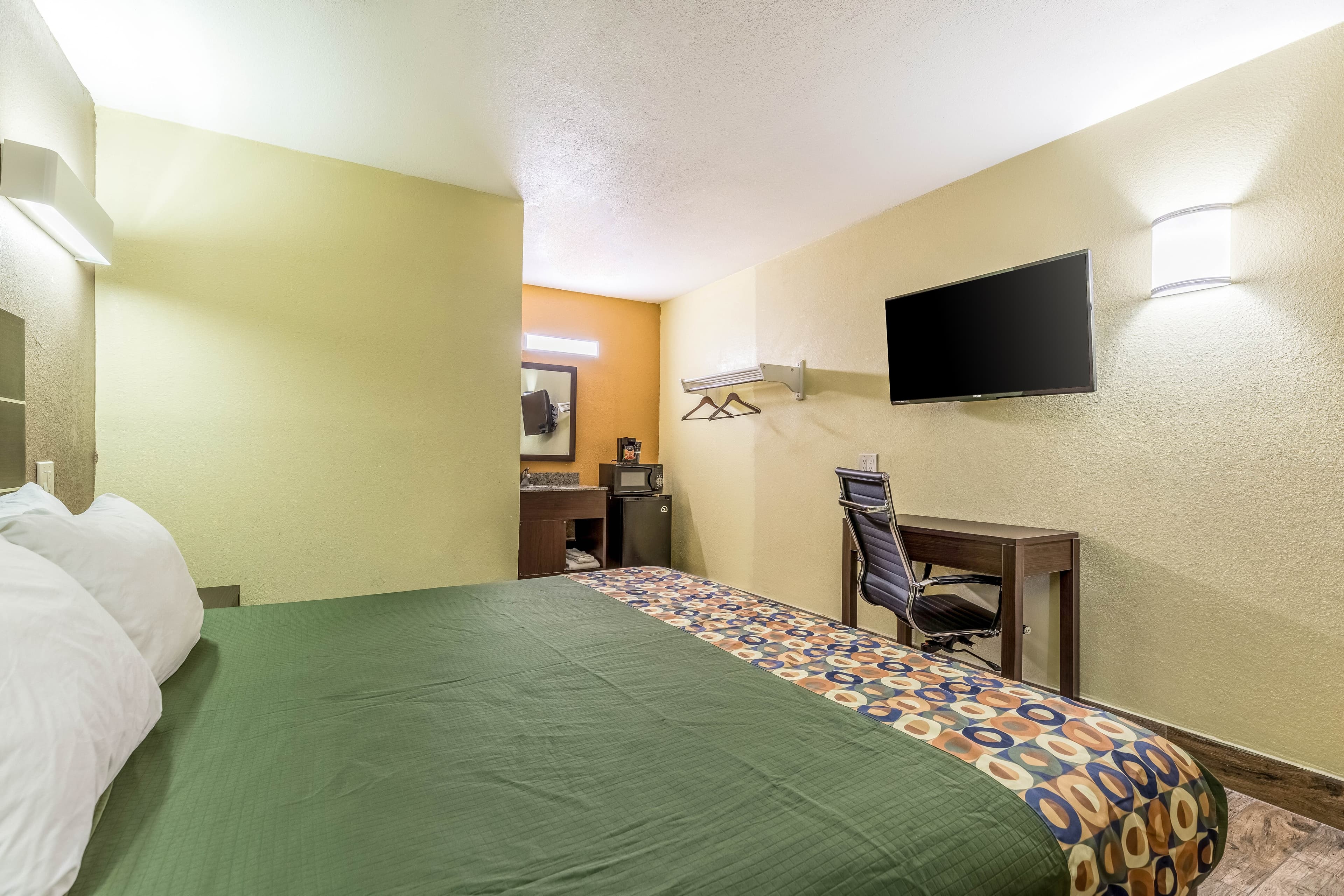 Rodeway Inn Fairgrounds-Casino - Image 4
