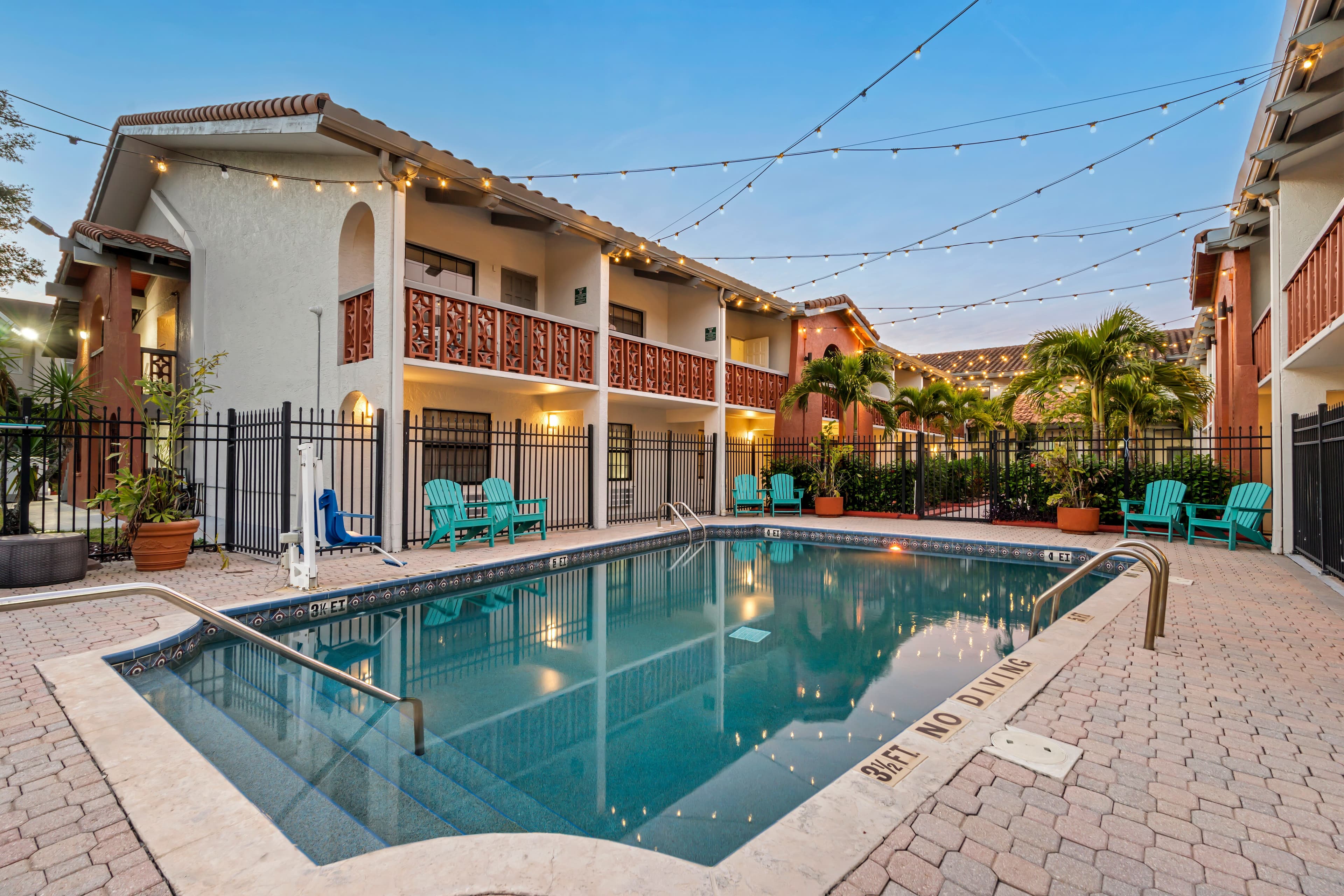 Clarion Pointe Tampa-Brandon Near Fairgrounds and Casino - Image 1